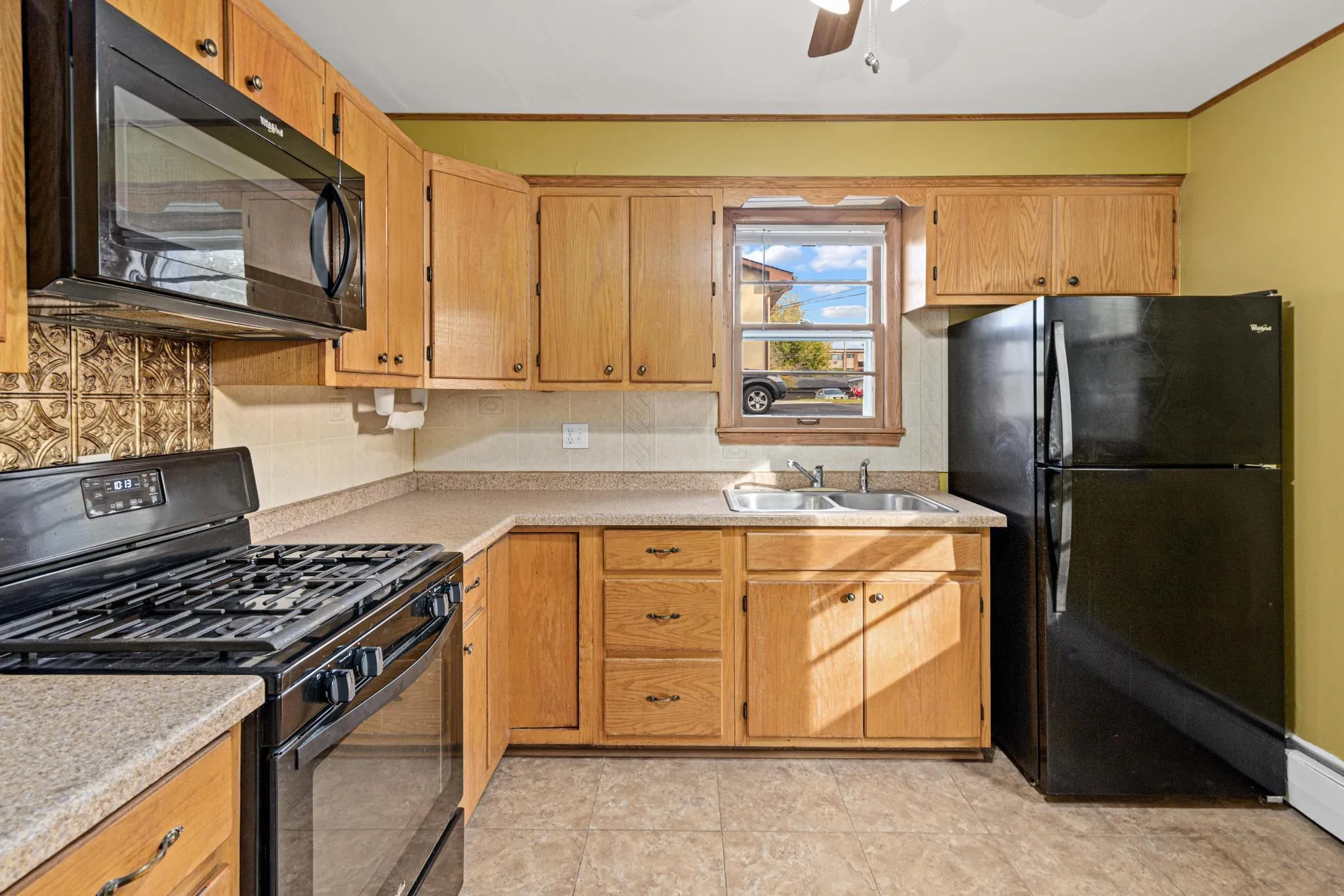 Photo 3 of 5361 6th Ne Street