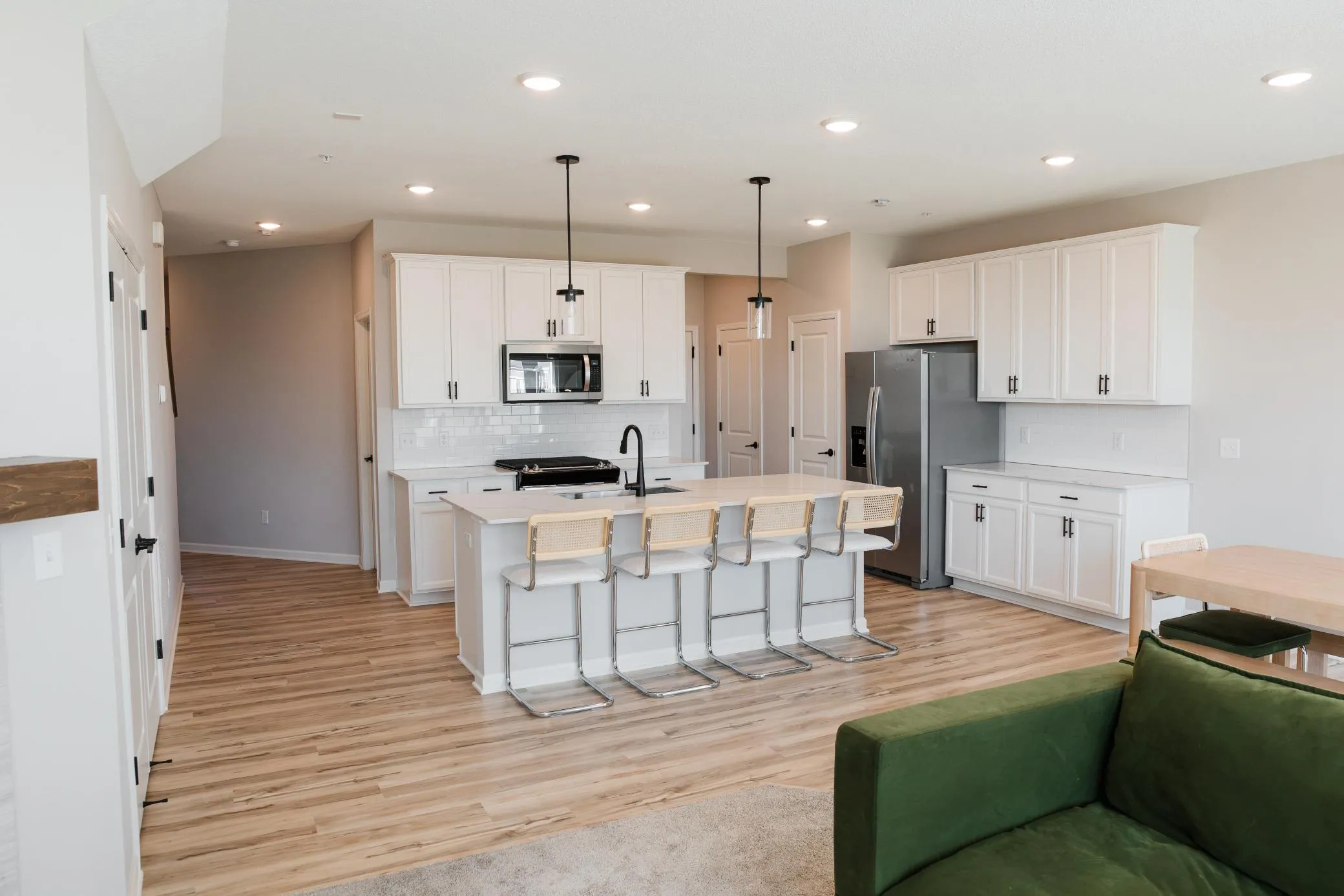 Photo 8 of 14948 Athlone Place