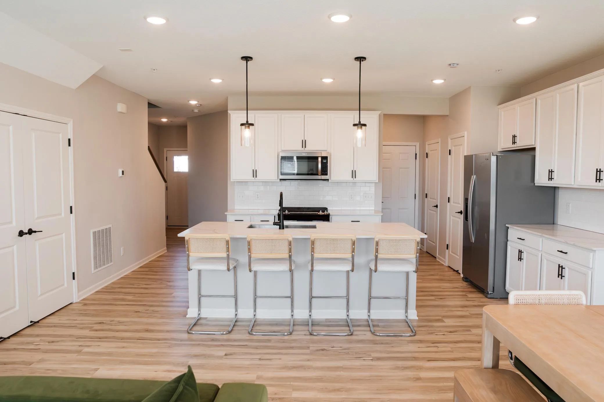 Photo 9 of 14948 Athlone Place