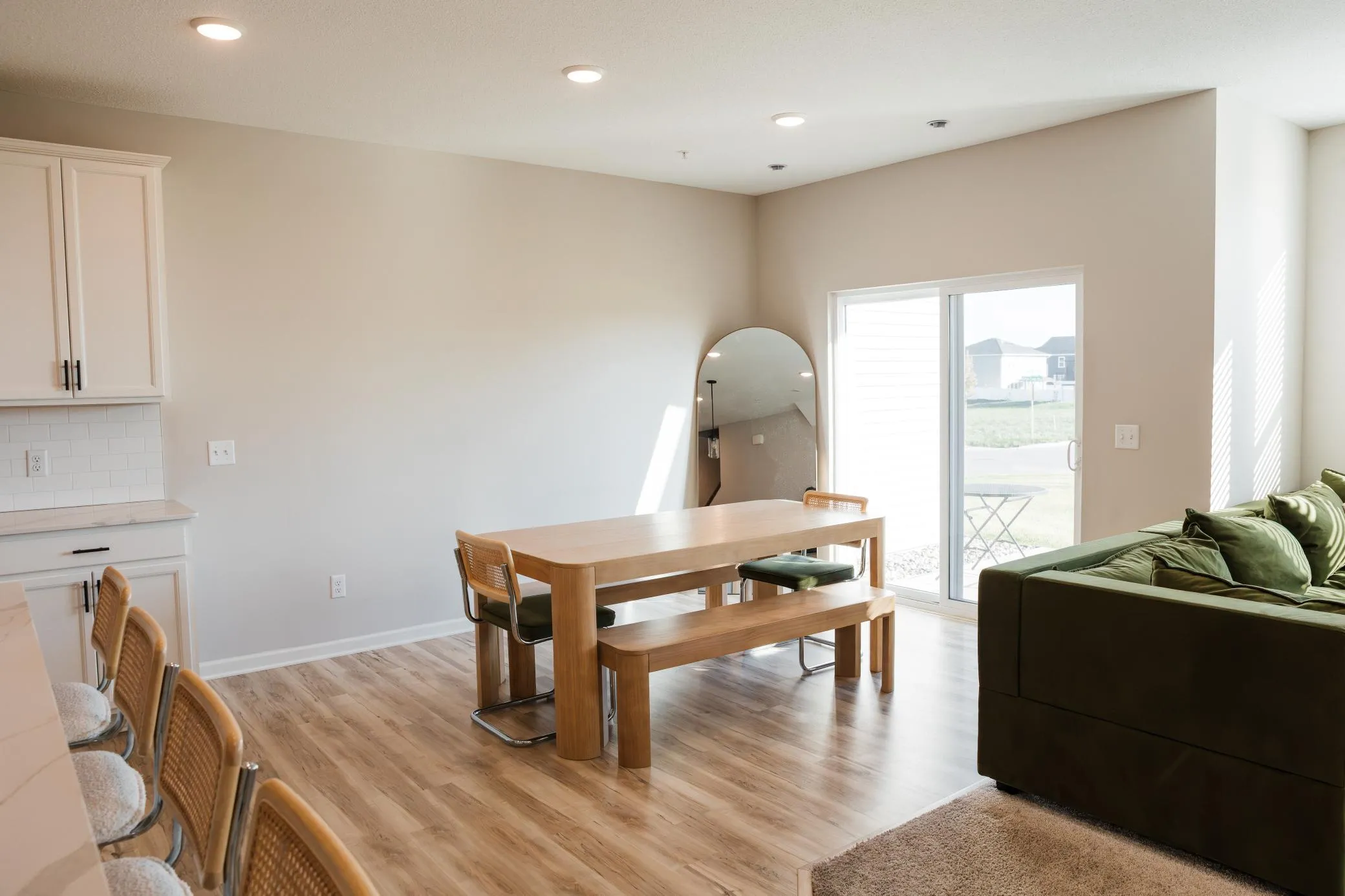 Photo 5 of 14948 Athlone Place