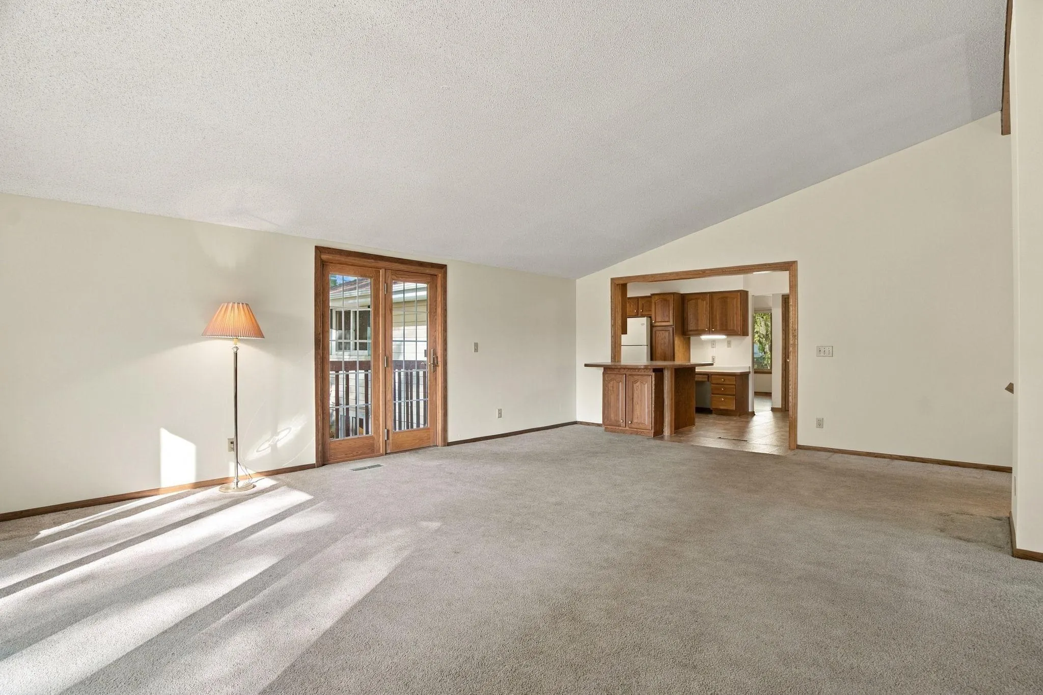 Photo 11 of 2430 Floral Drive