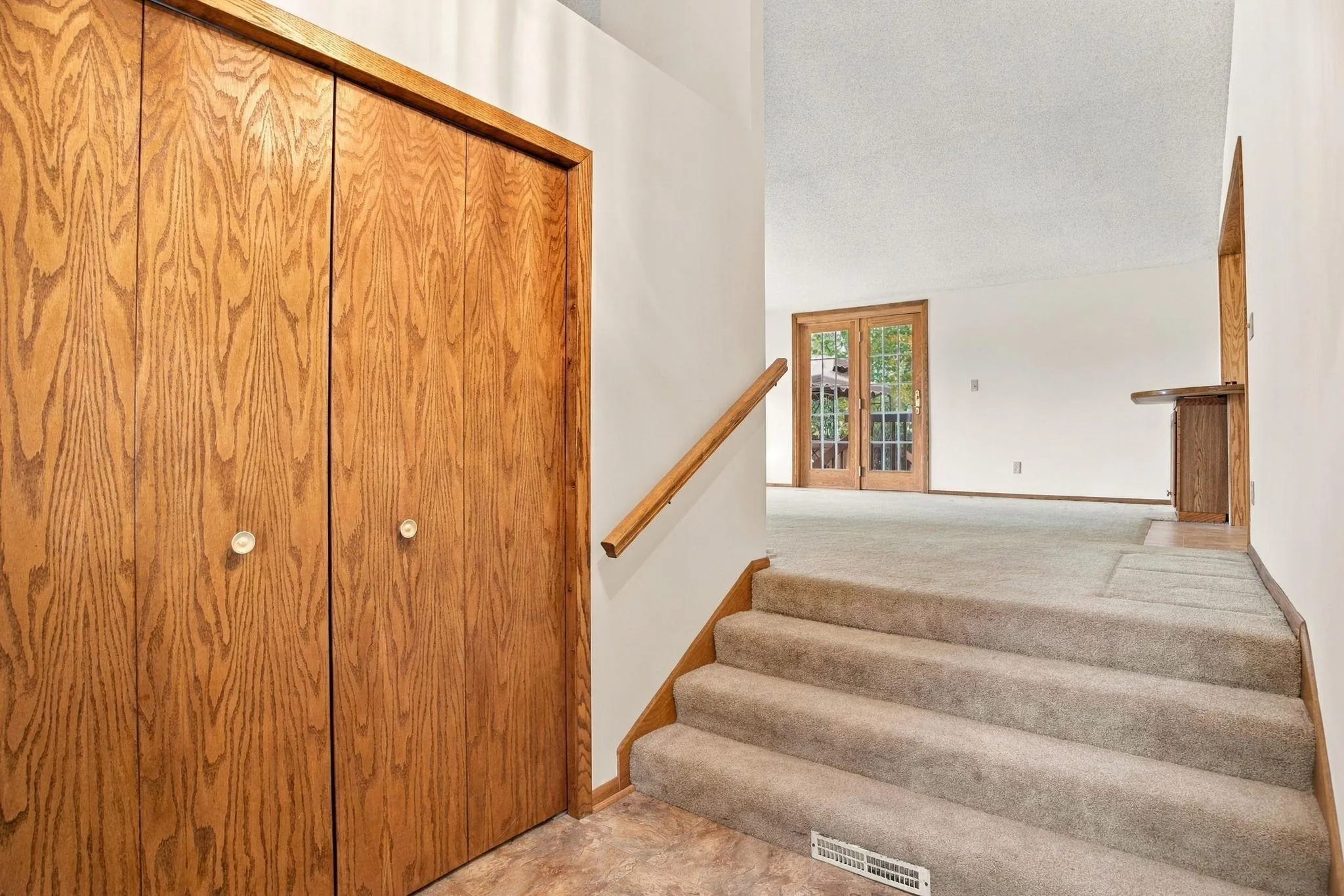 Photo 6 of 2430 Floral Drive