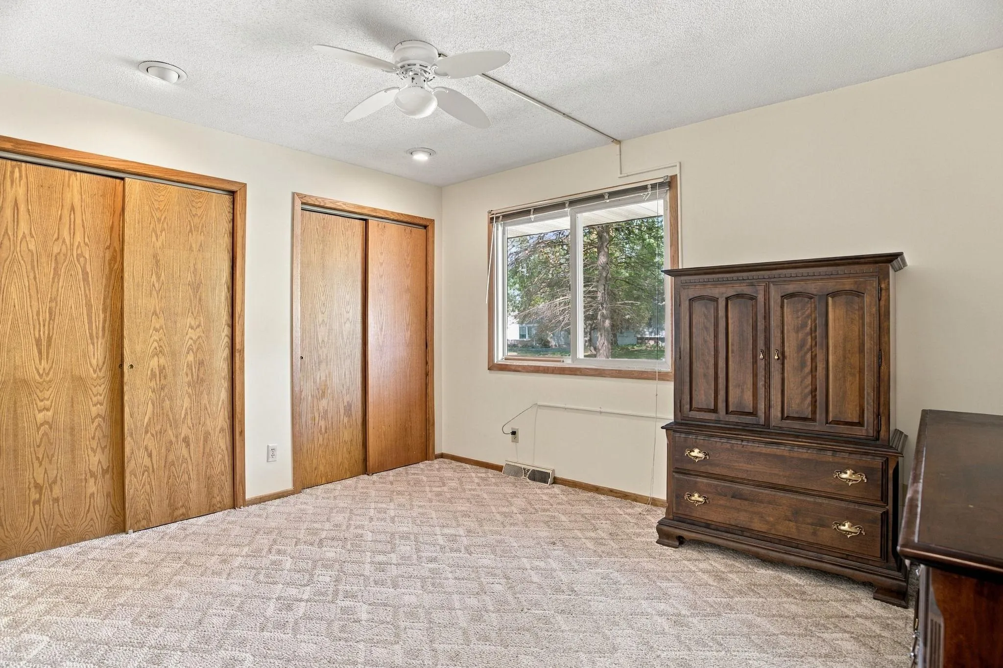 Photo 20 of 2430 Floral Drive