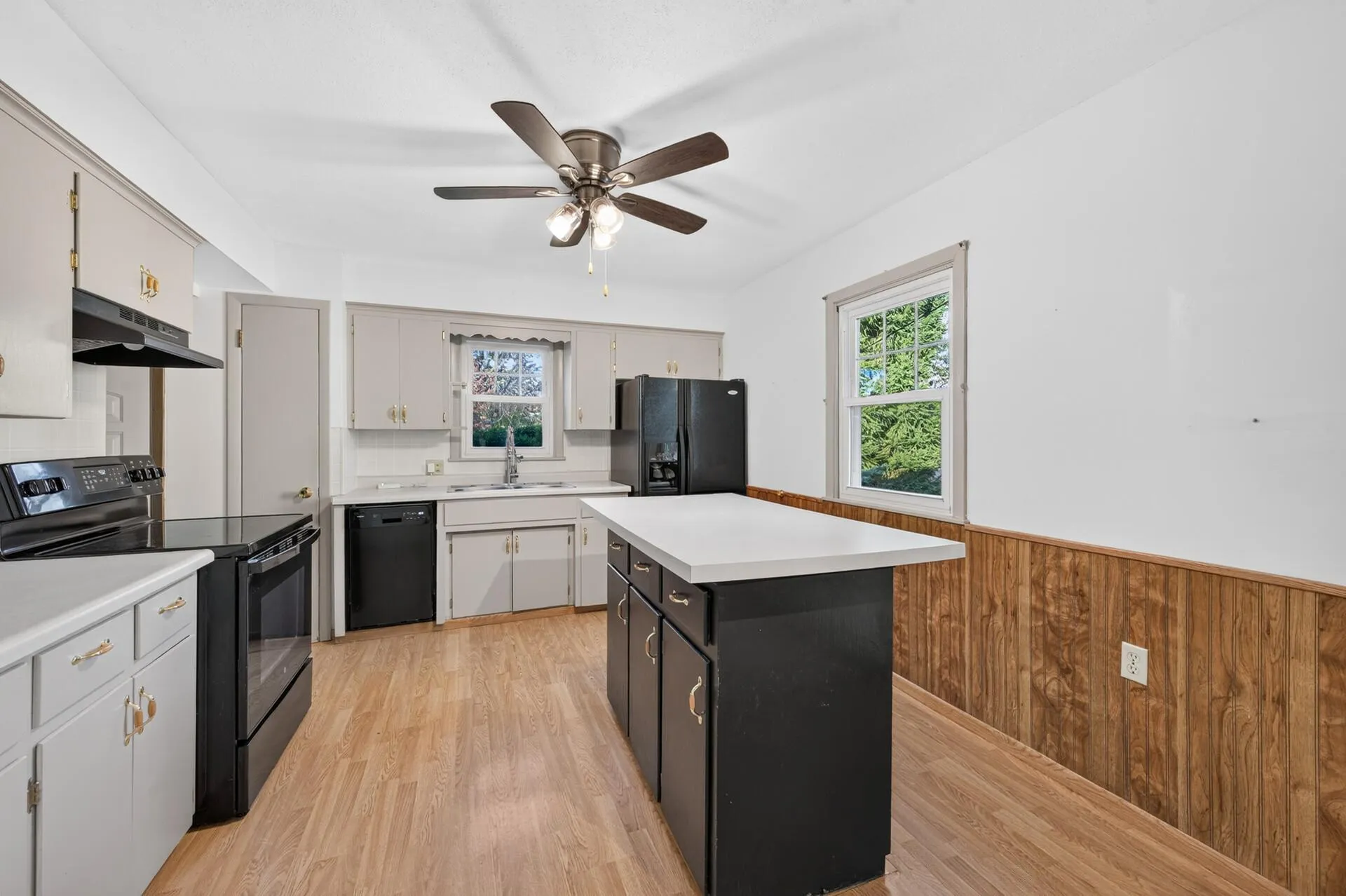 Photo 17 of 6780 35th N Street