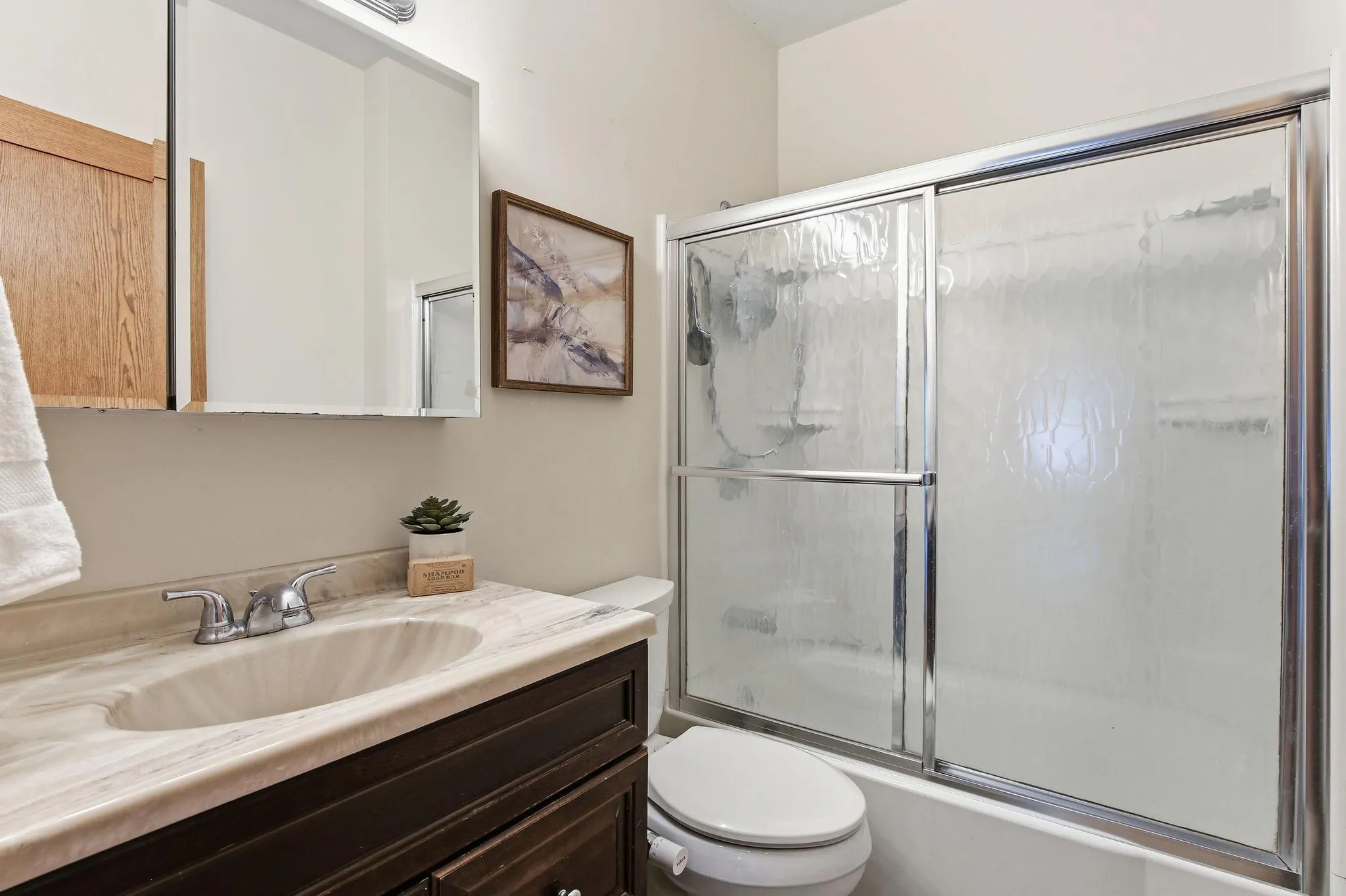 Photo 17 of 5309 Xerxes S Avenue
