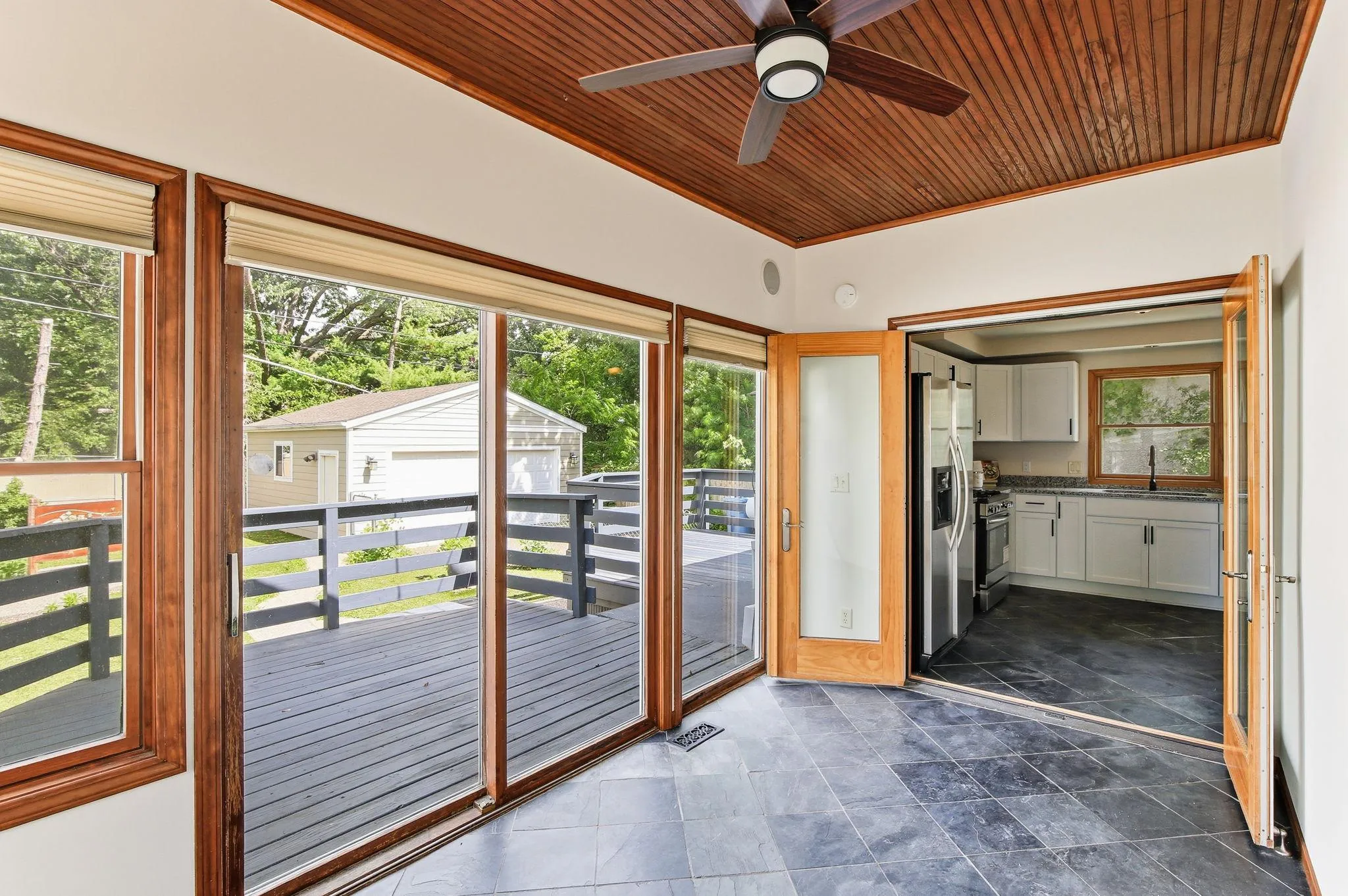 Photo 14 of 5309 Xerxes S Avenue