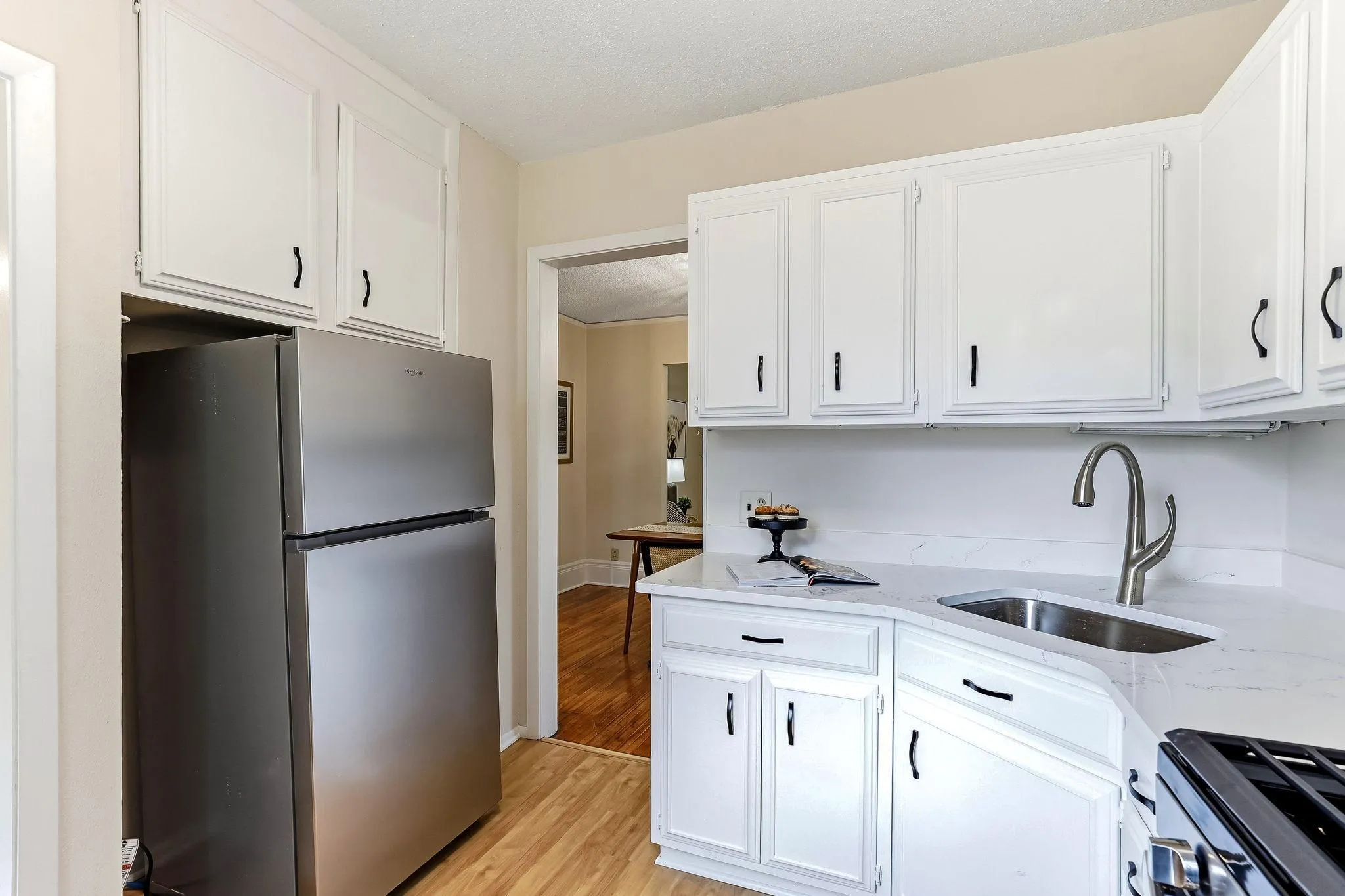 Photo 9 of 706 Fuller Avenue