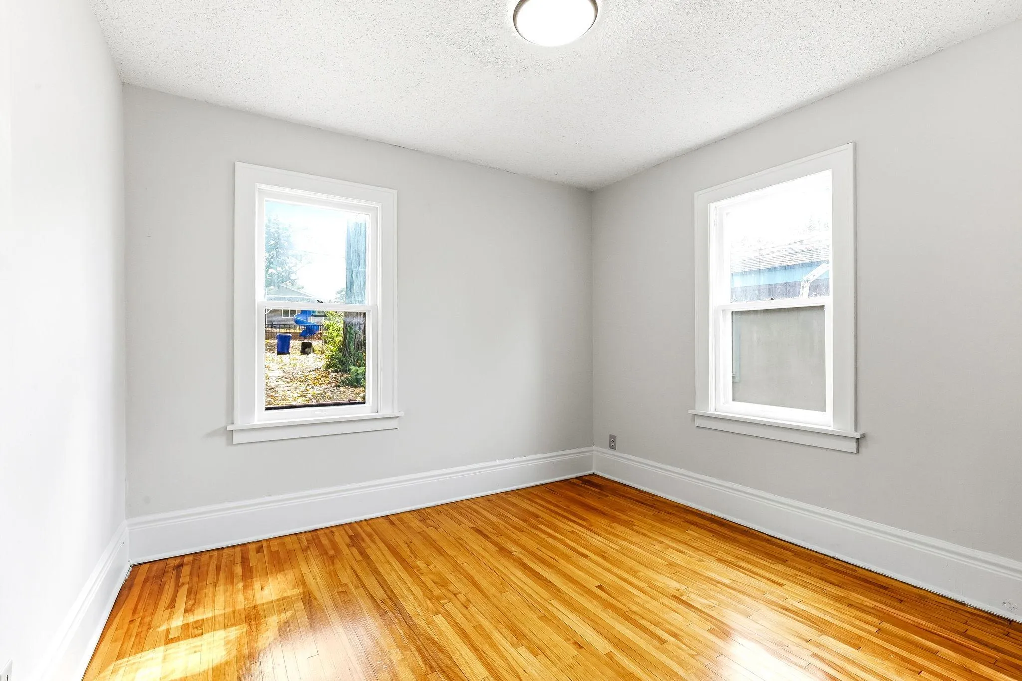 Photo 13 of 706 Fuller Avenue