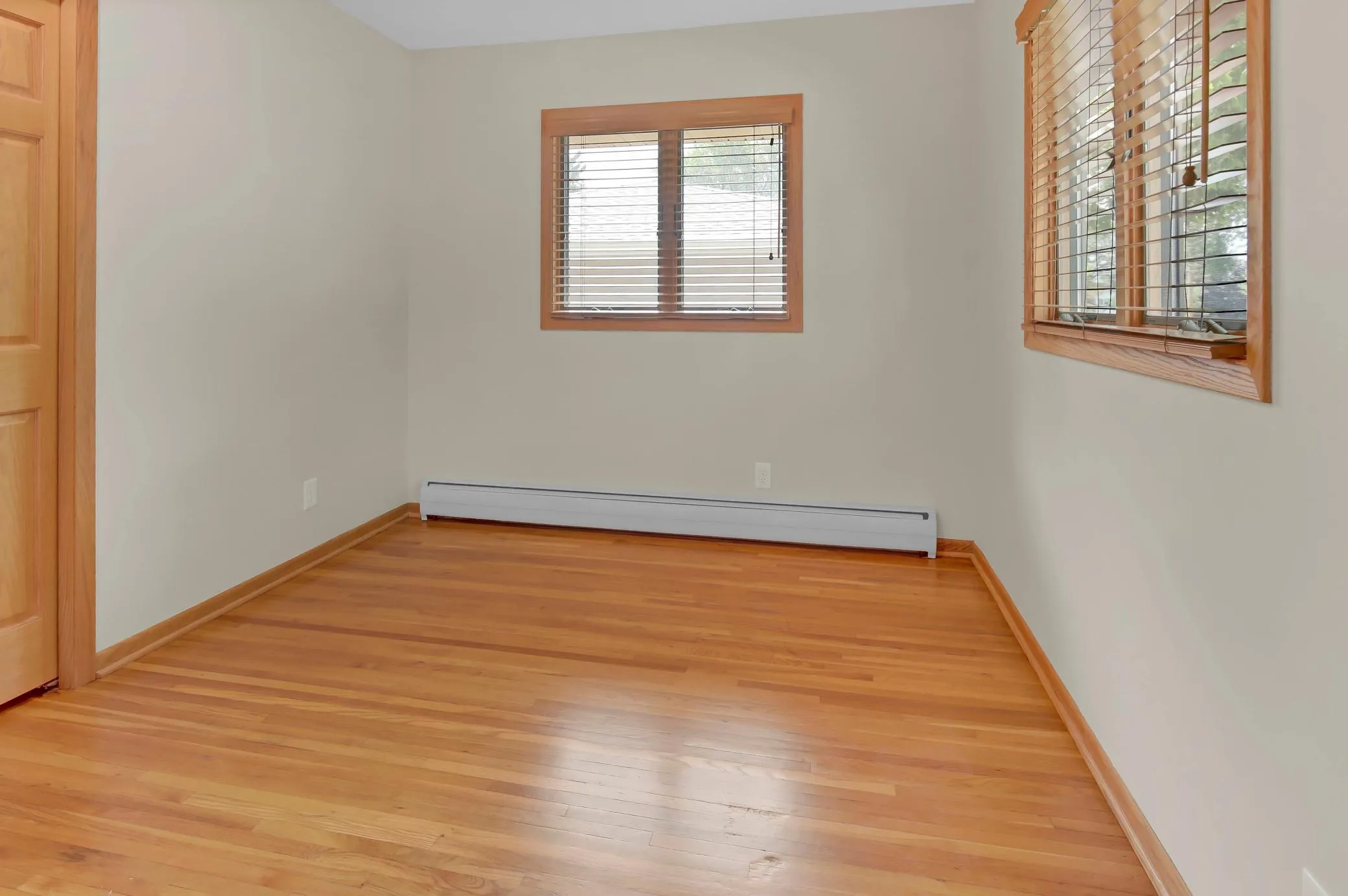 Photo 16 of 1381 Woodhill Drive