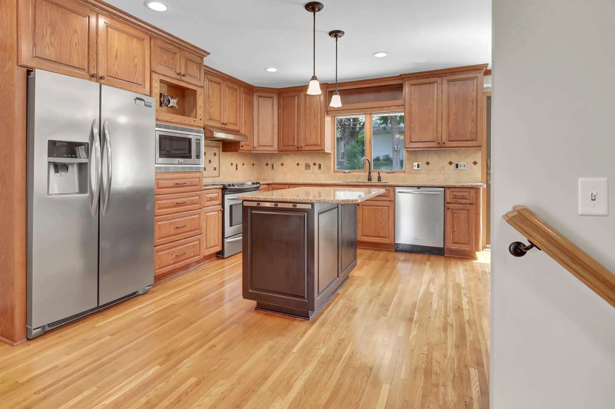 Photo 7 of 1381 Woodhill Drive