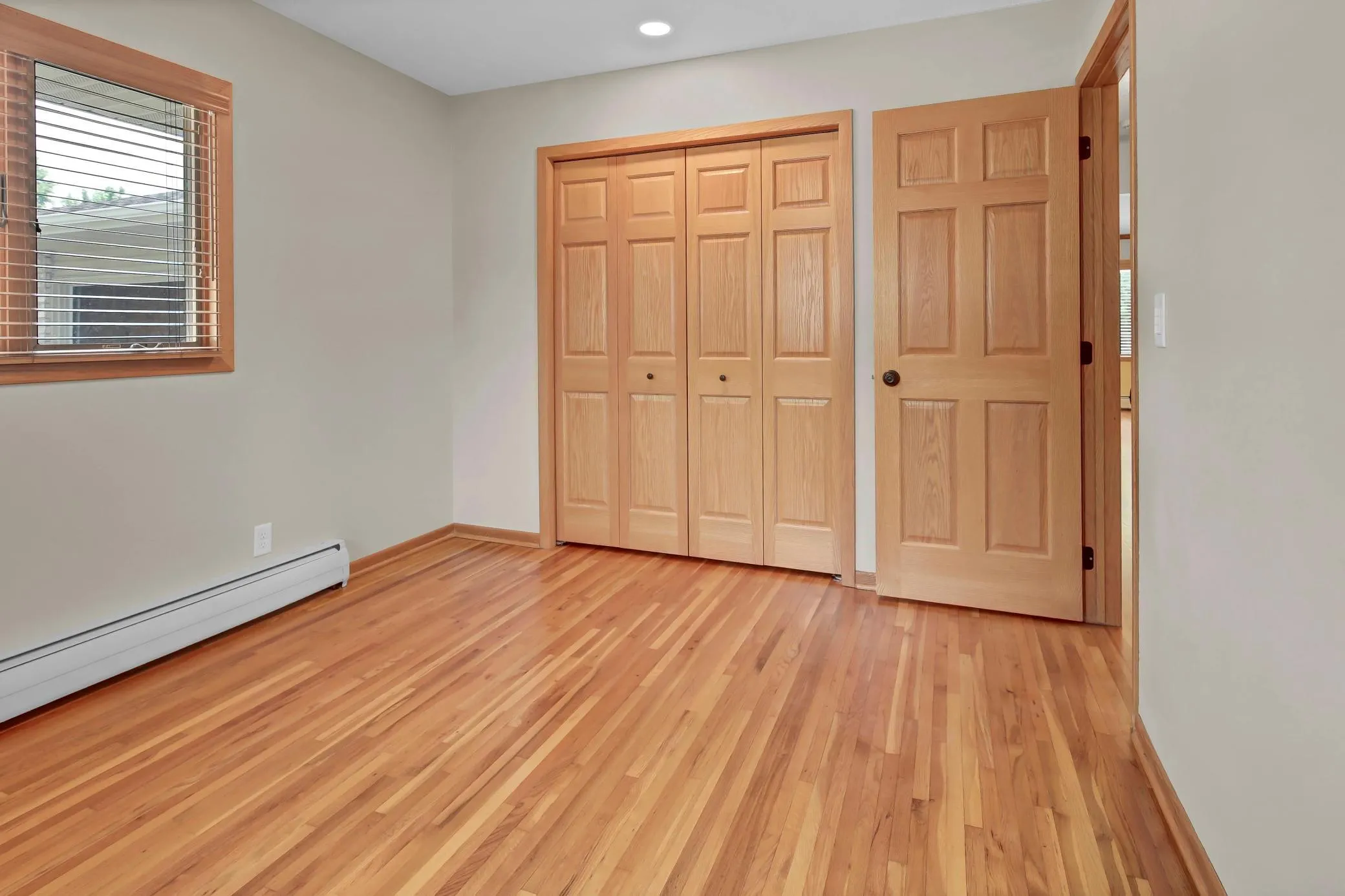 Photo 14 of 1381 Woodhill Drive