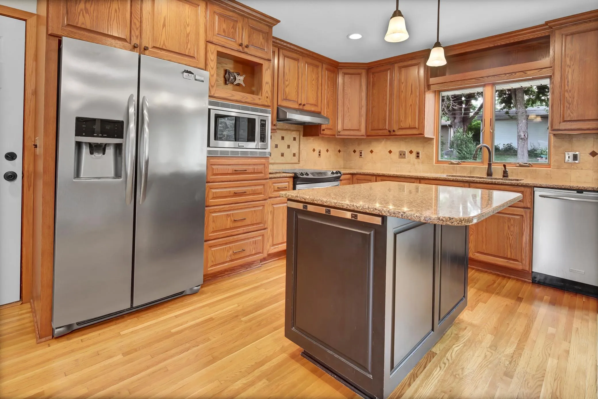 Photo 9 of 1381 Woodhill Drive
