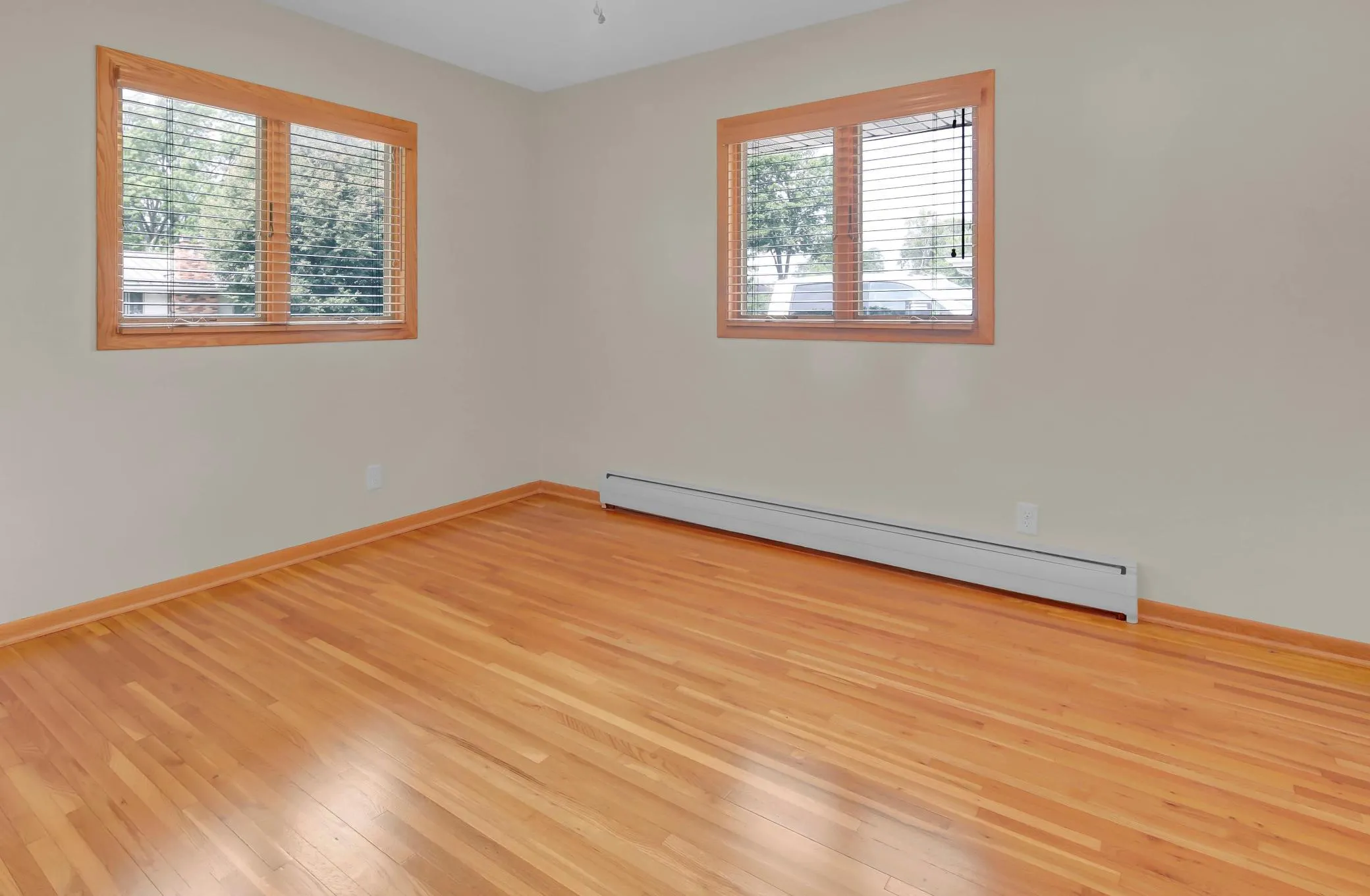 Photo 19 of 1381 Woodhill Drive