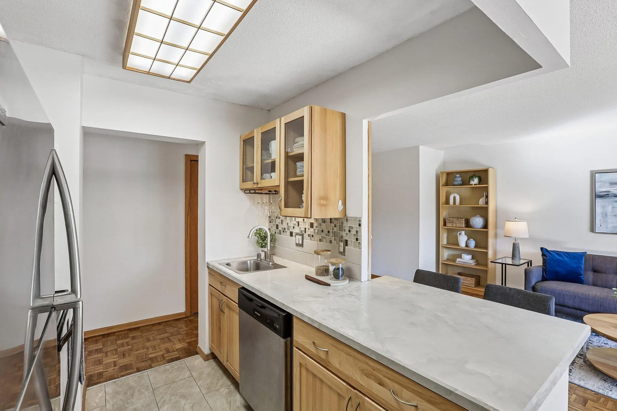 Photo 9 of 410 Groveland Avenue Unit 305