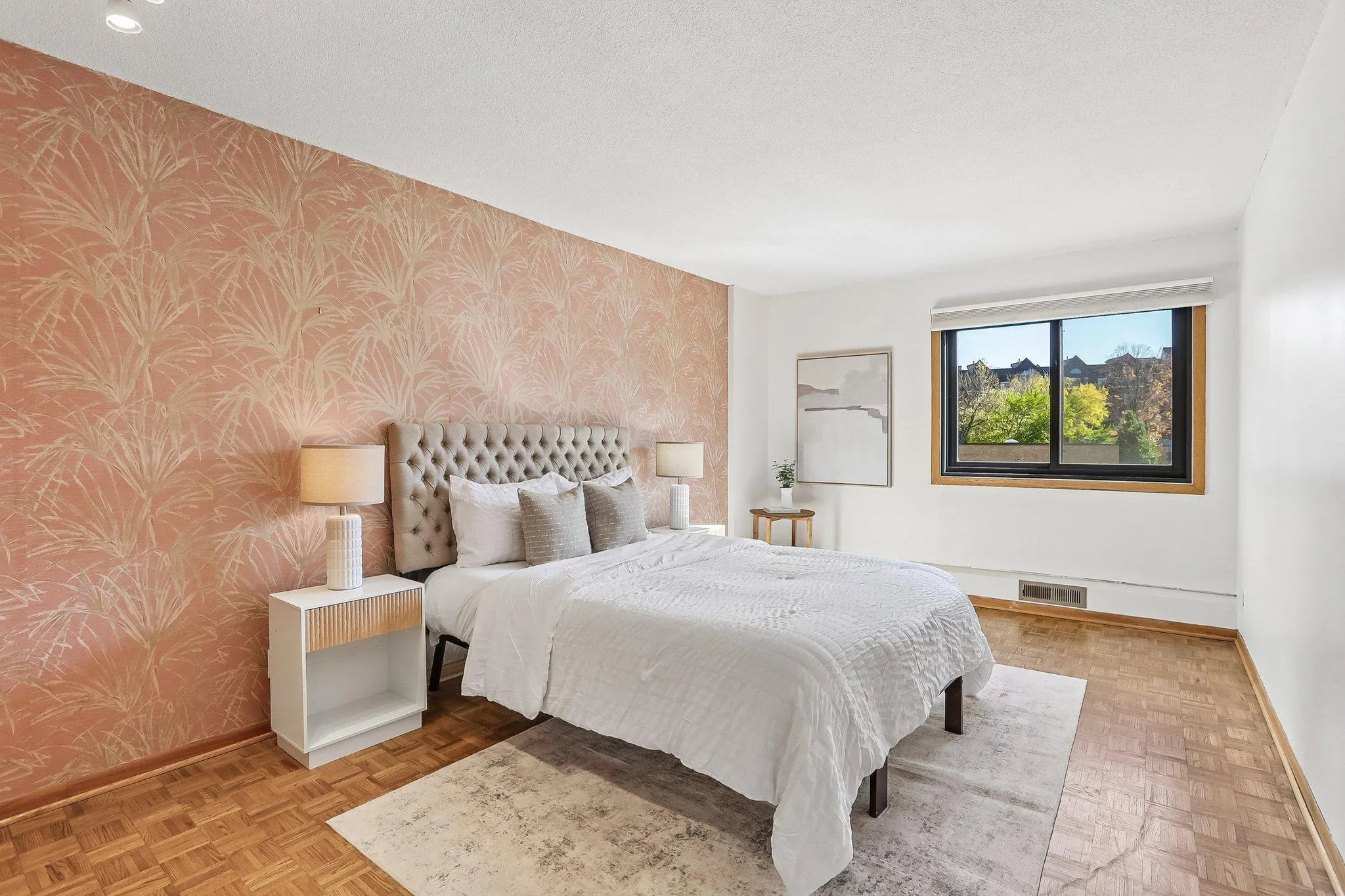 Photo 11 of 410 Groveland Avenue Unit 305