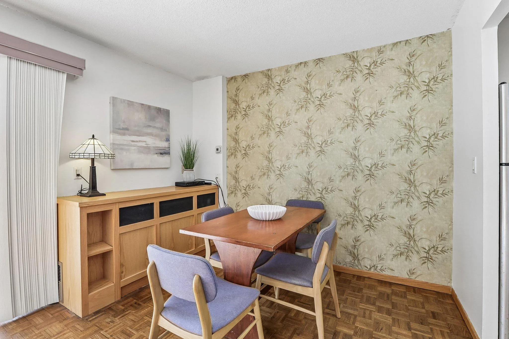 Photo 5 of 410 Groveland Avenue Unit 305