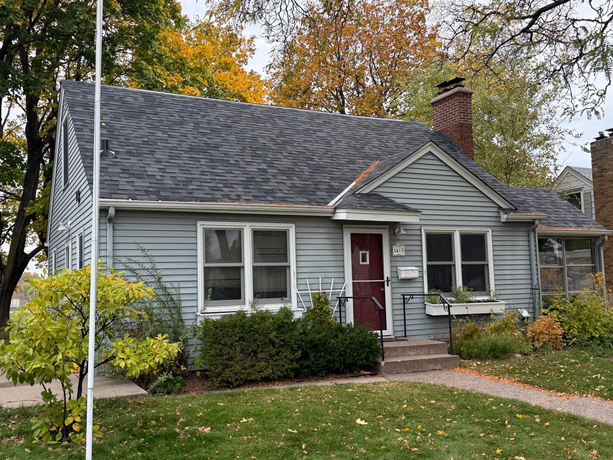 Photo 2 of 1411 Hartford Avenue