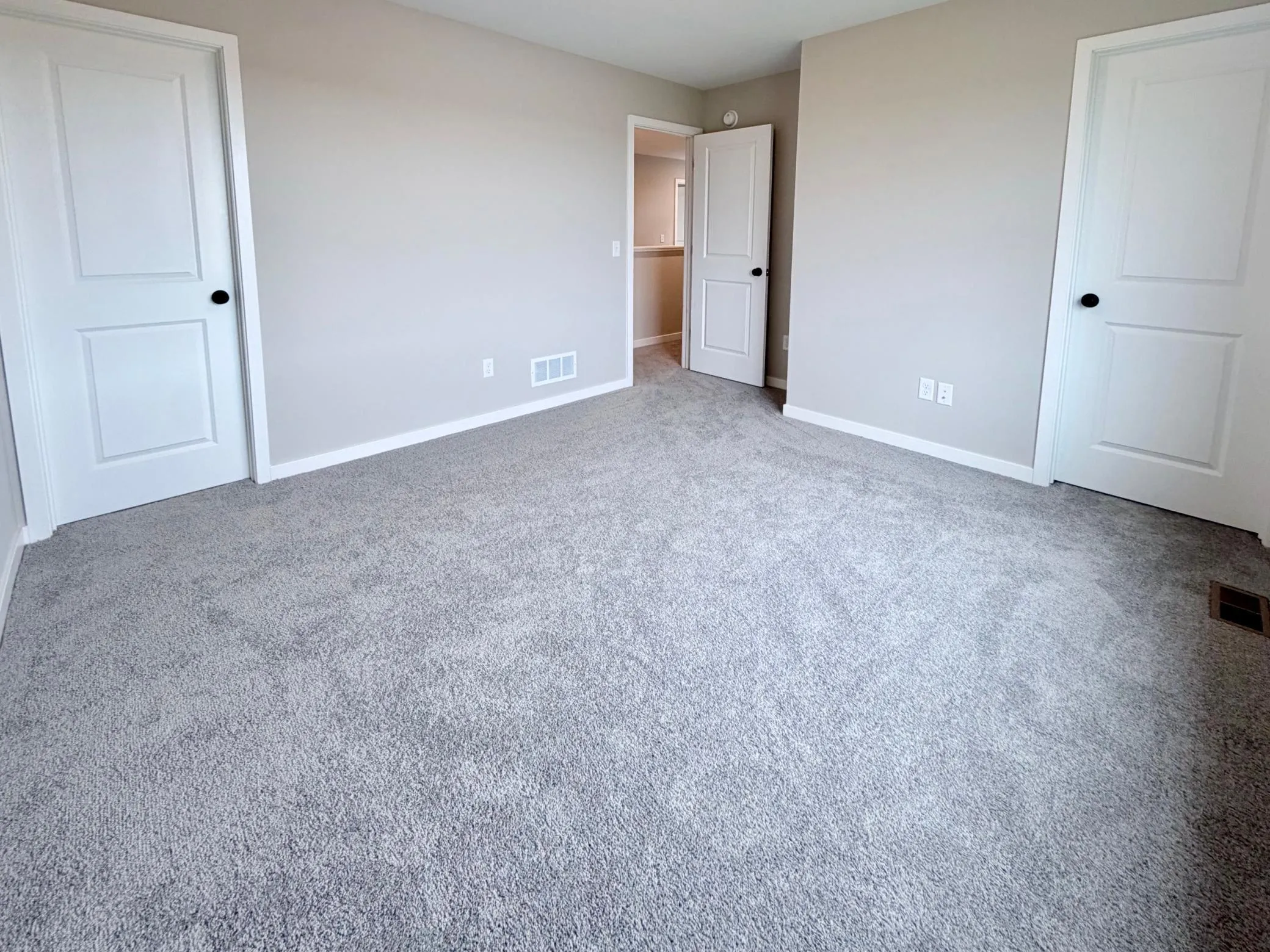 Photo 8 of 3042 Jandura Ne Avenue
