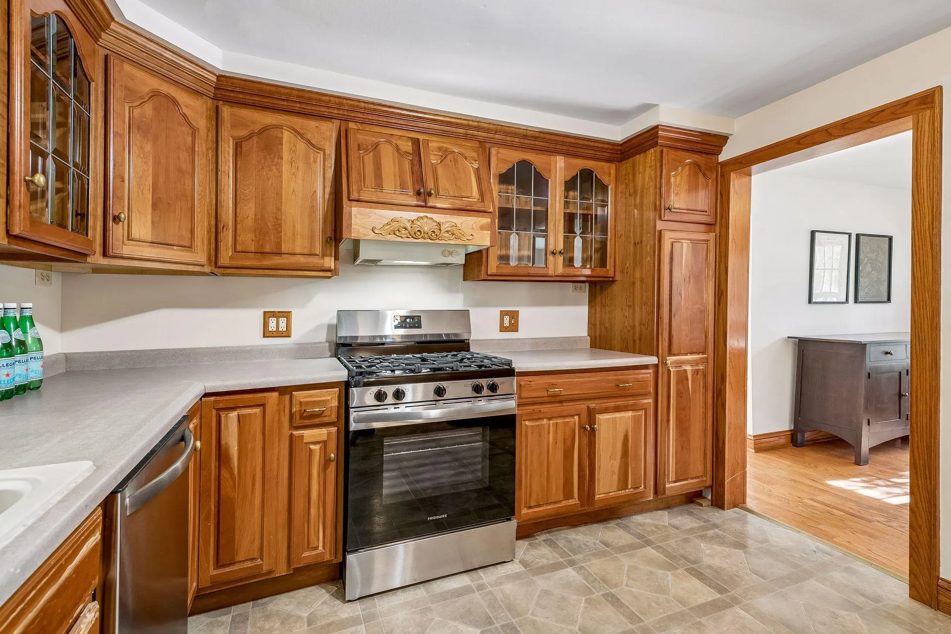 Photo 11 of 4357 30th S Avenue