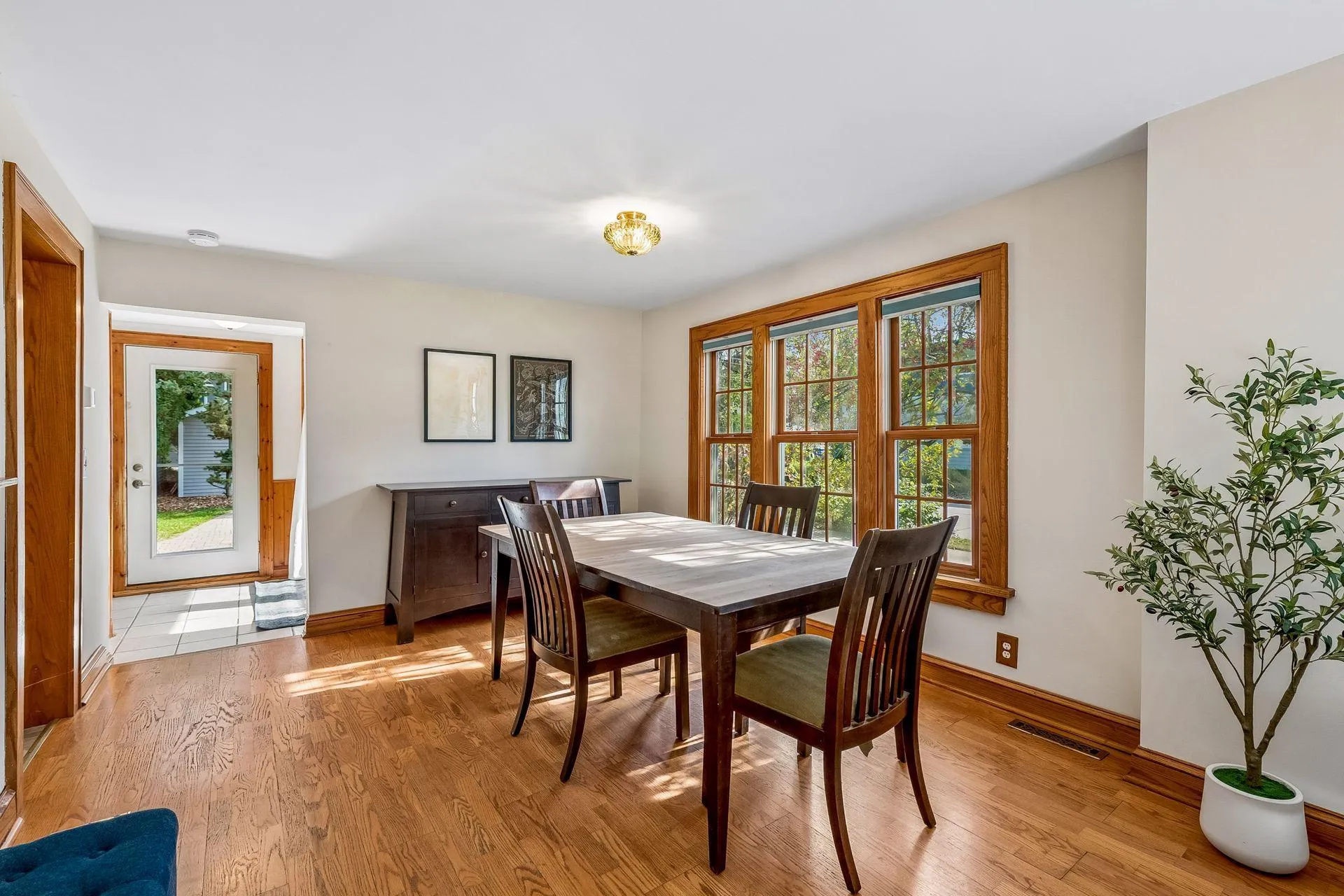 Photo 6 of 4357 30th S Avenue