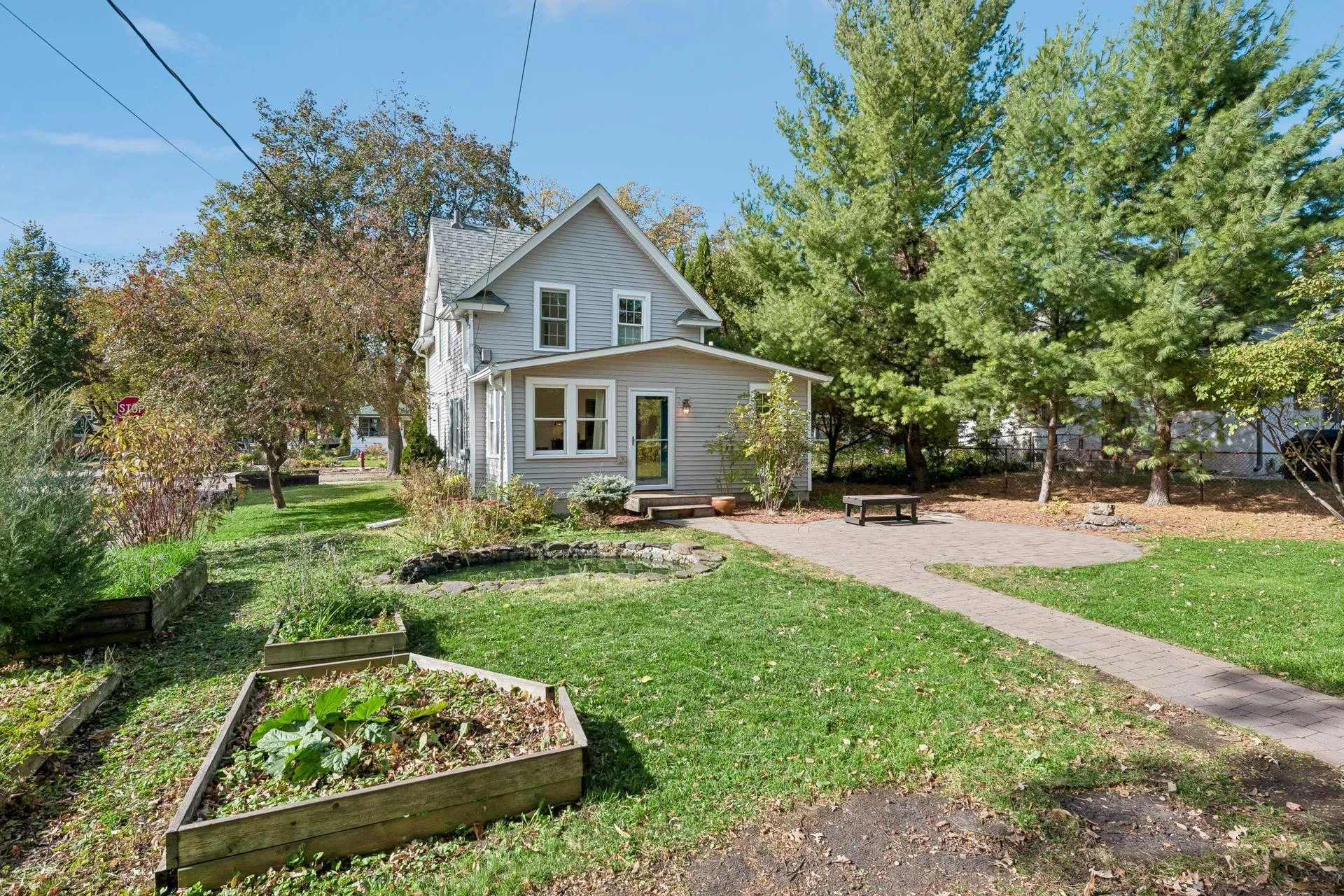 Photo 33 of 4357 30th S Avenue