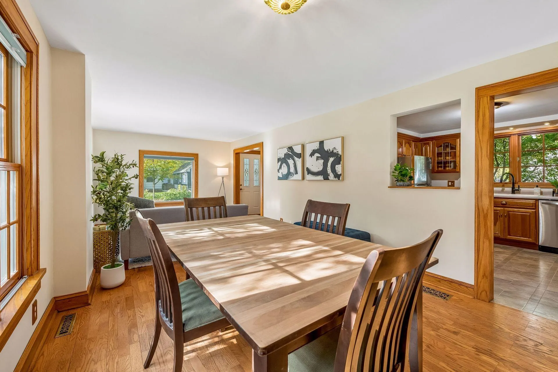 Photo 8 of 4357 30th S Avenue