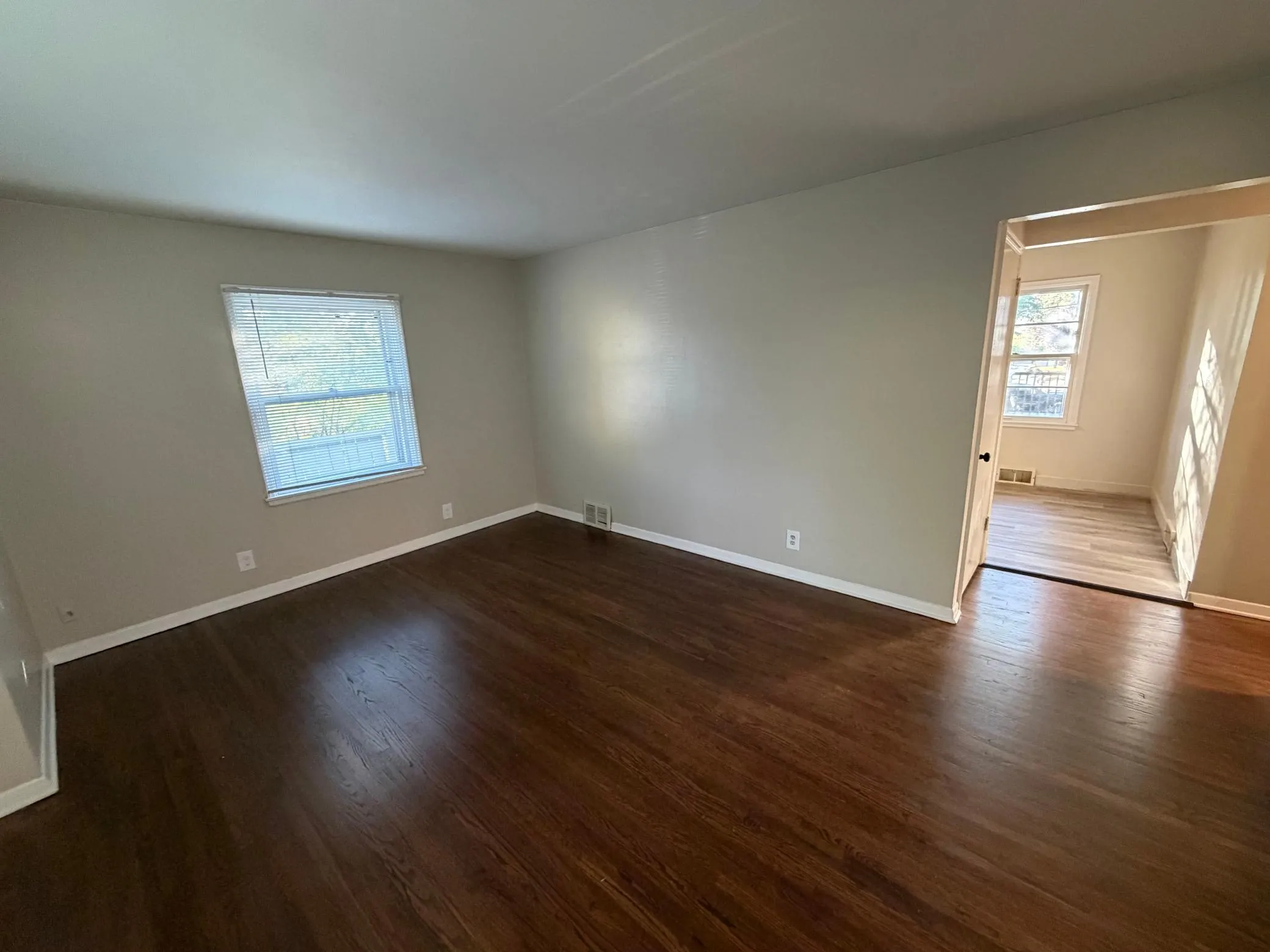 Photo 6 of 829 25th Se Avenue