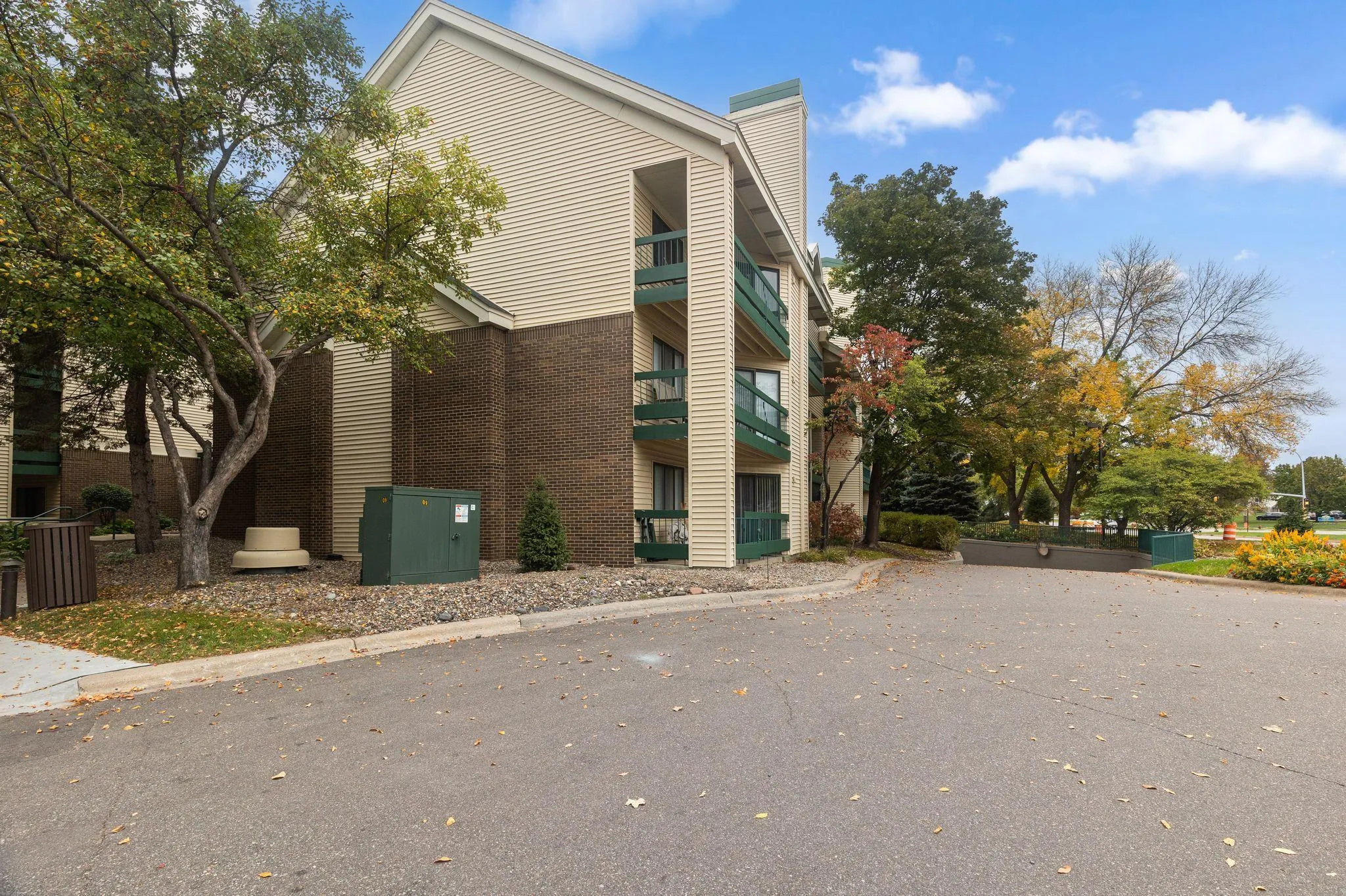 Photo 2 of 7602 York S Avenue Unit 7111