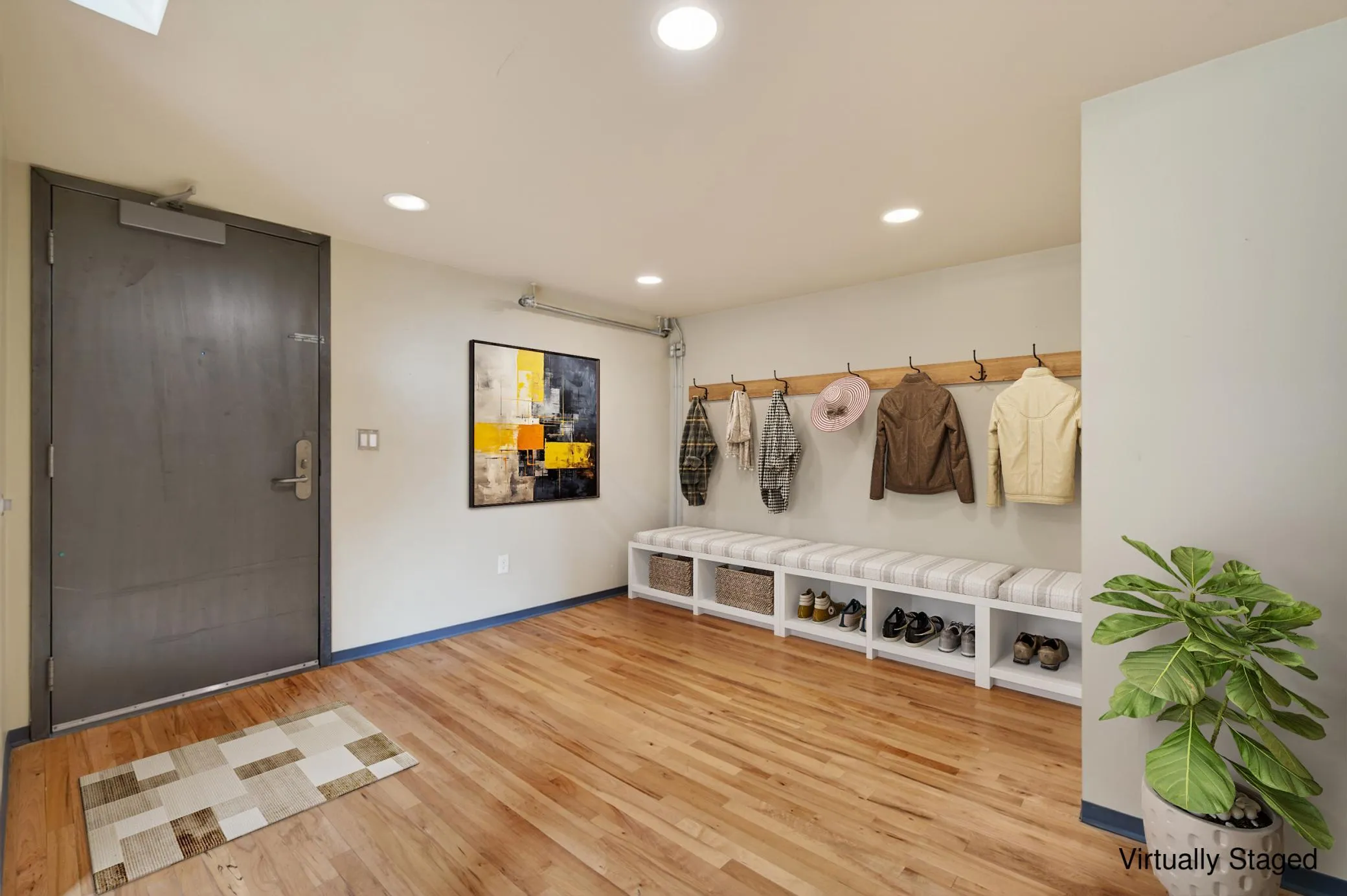 Photo 6 of 801 Washington N Avenue Unit 322