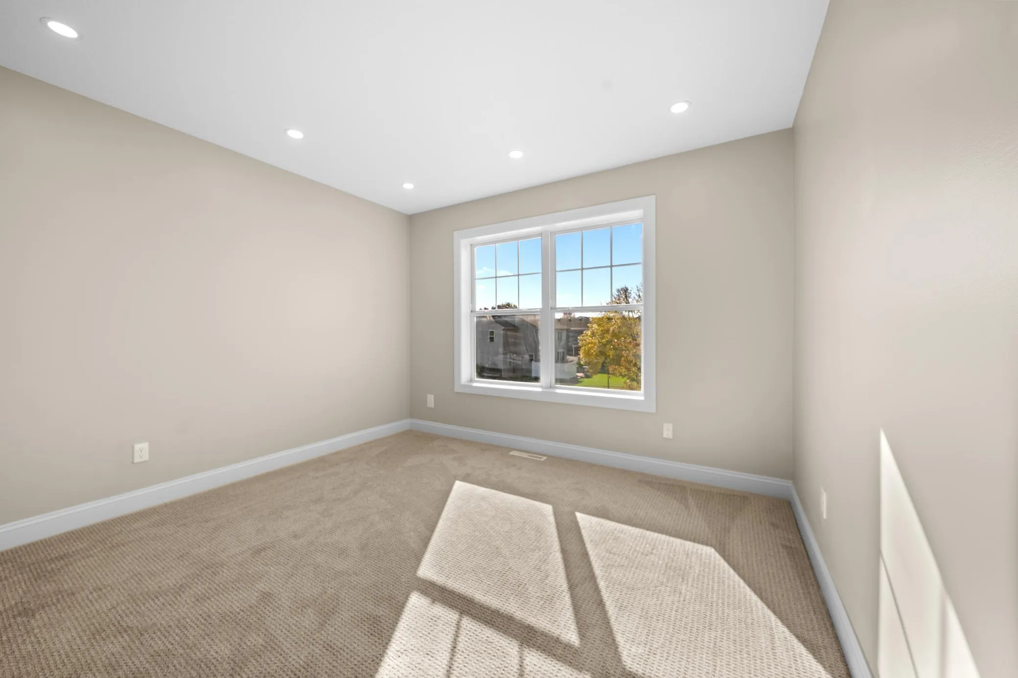 Photo 32 of 3321 Crane Street