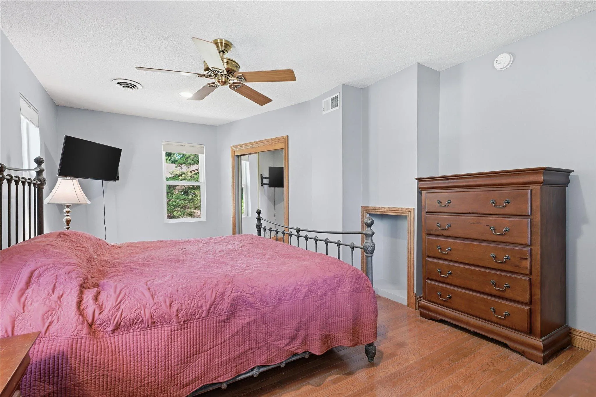 Photo 38 of 1218 5th Avenue