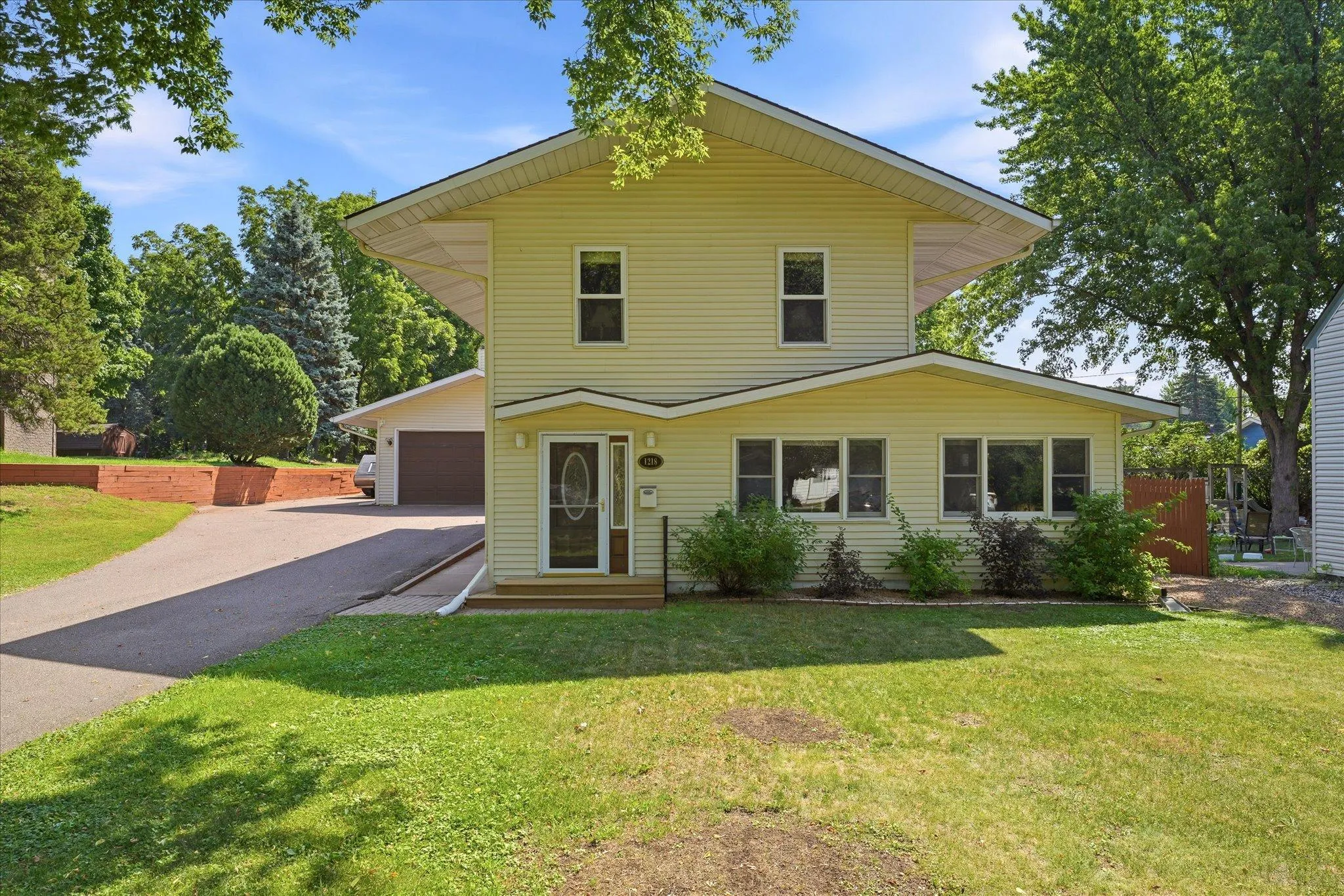 Photo 11 of 1218 5th Avenue