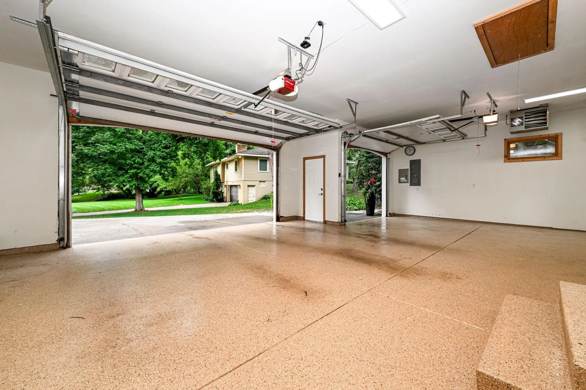 Photo 66 of 4541 Meadow Road