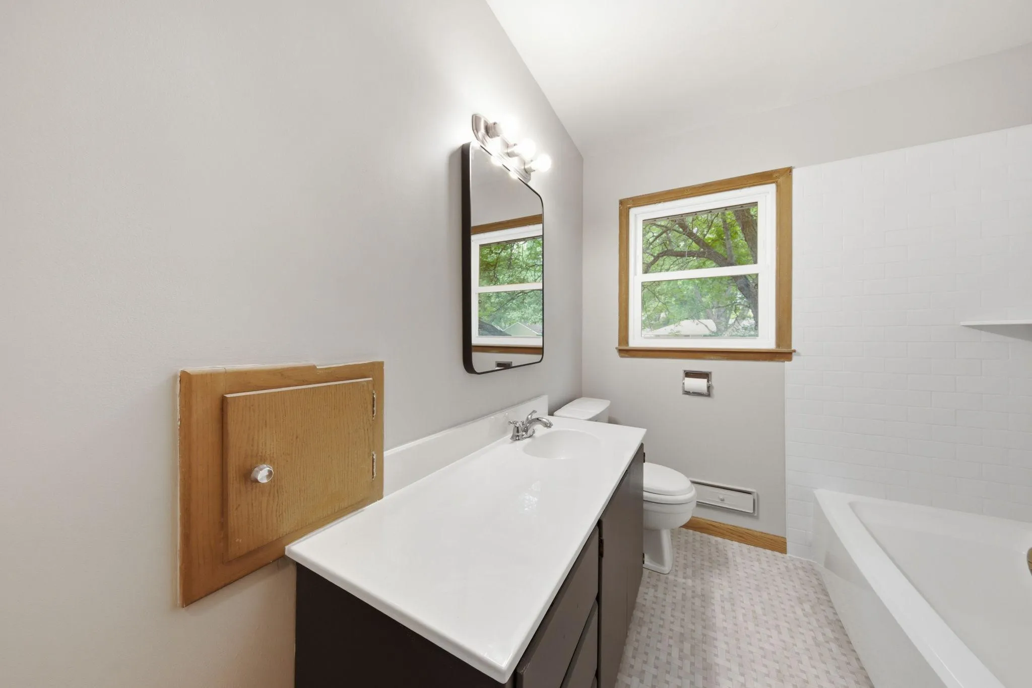 Photo 20 of 6717 Dutton Avenue