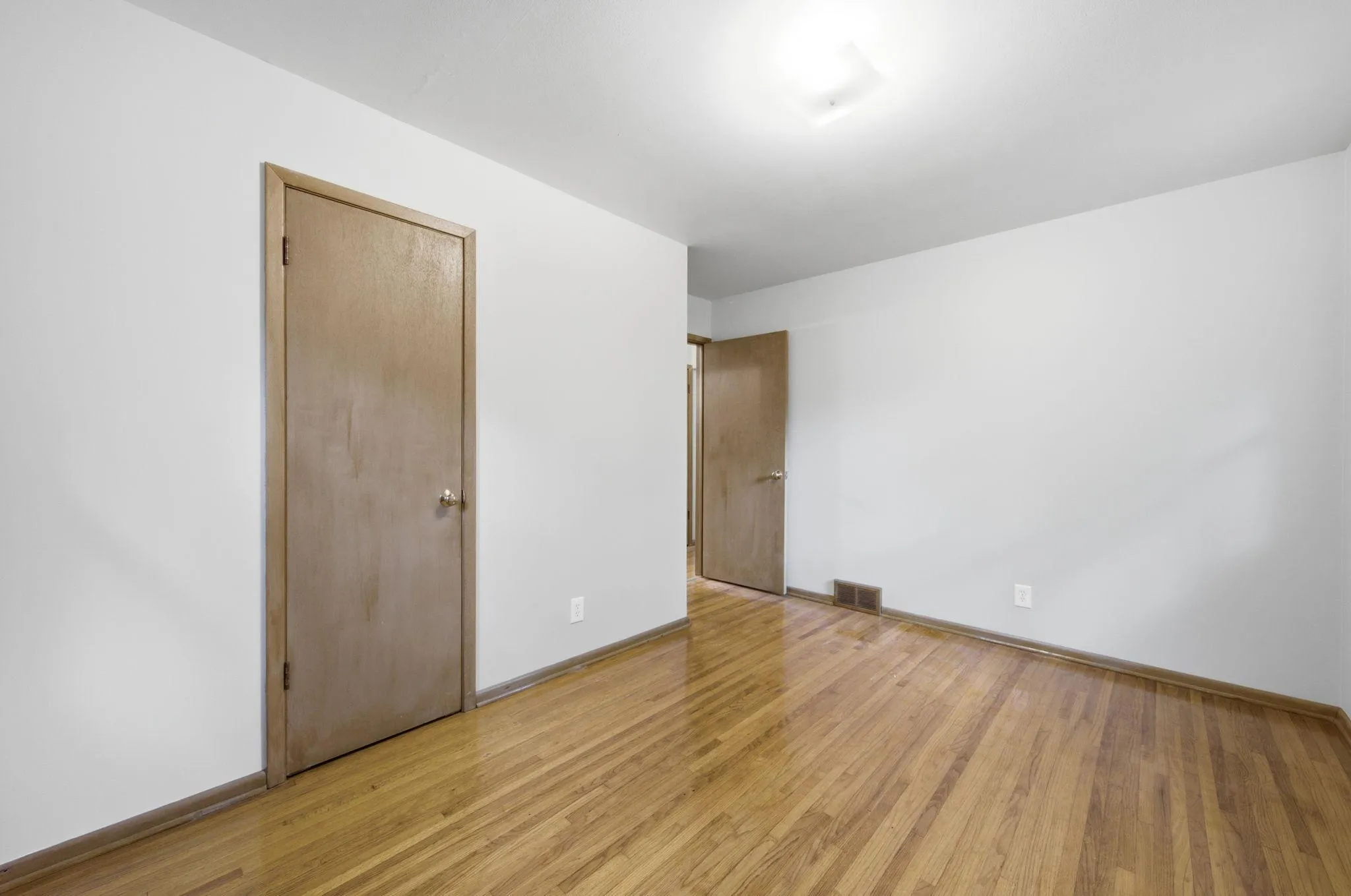 Photo 15 of 6717 Dutton Avenue