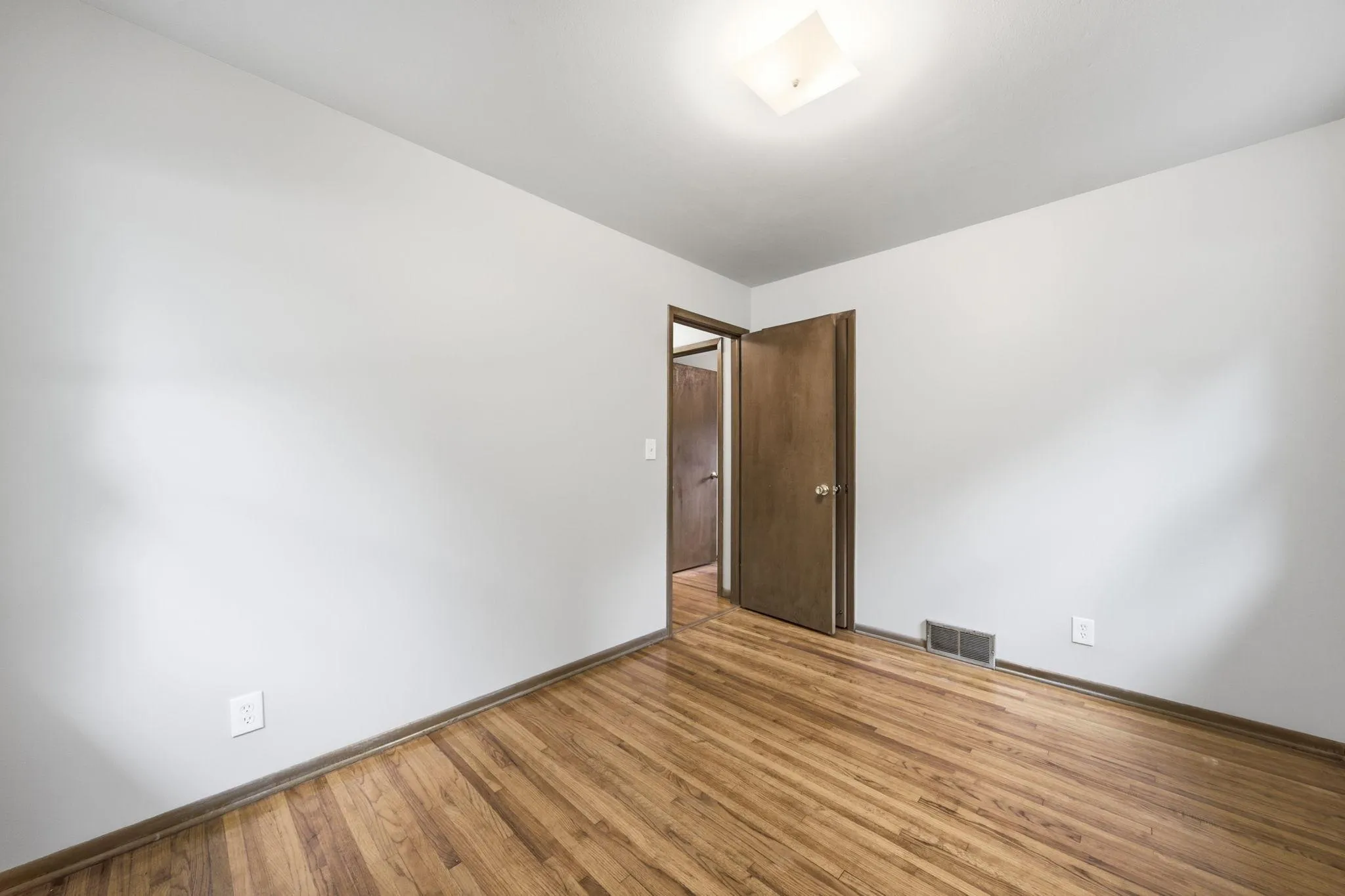 Photo 17 of 6717 Dutton Avenue