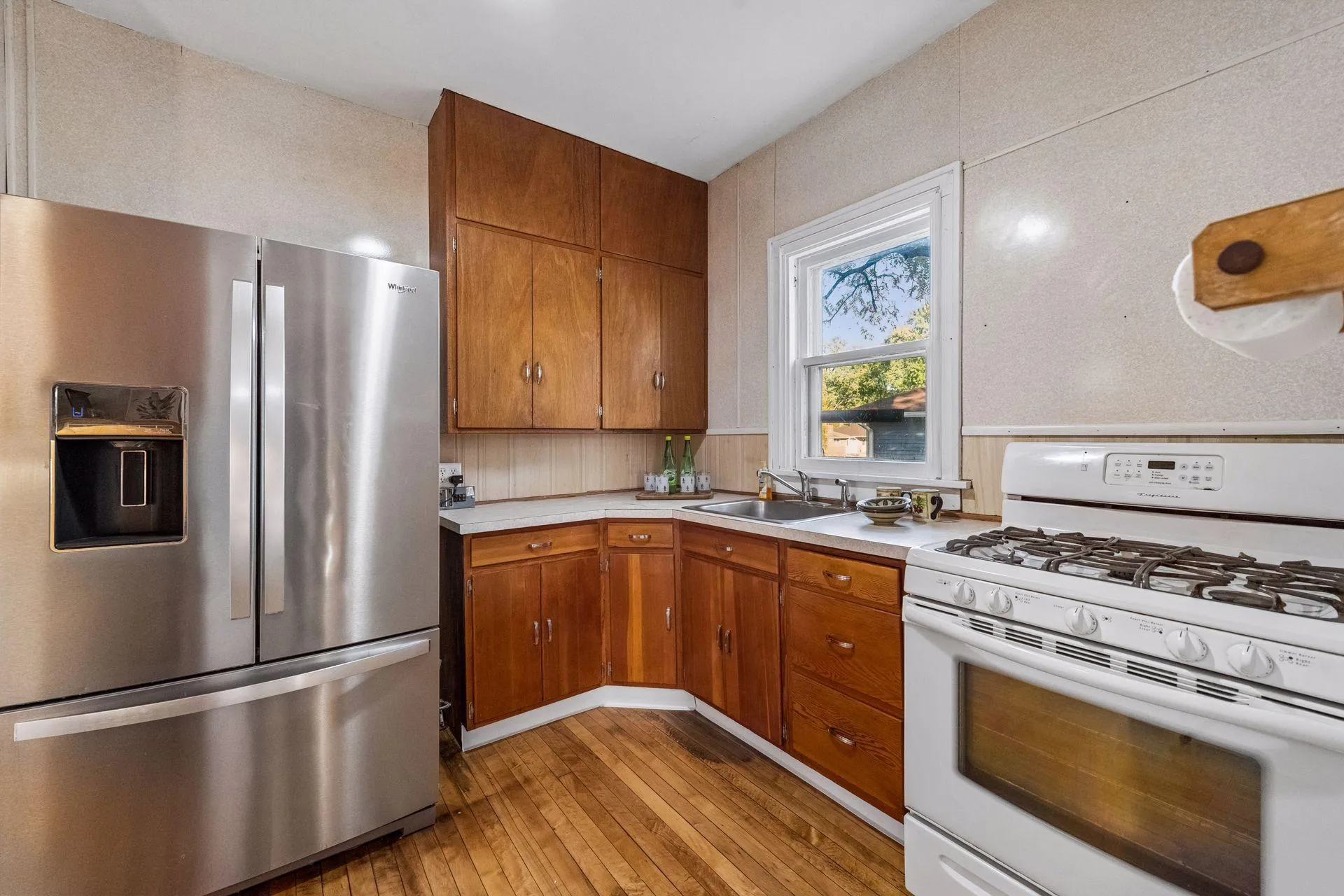 Photo 6 of 7139 3rd S Avenue