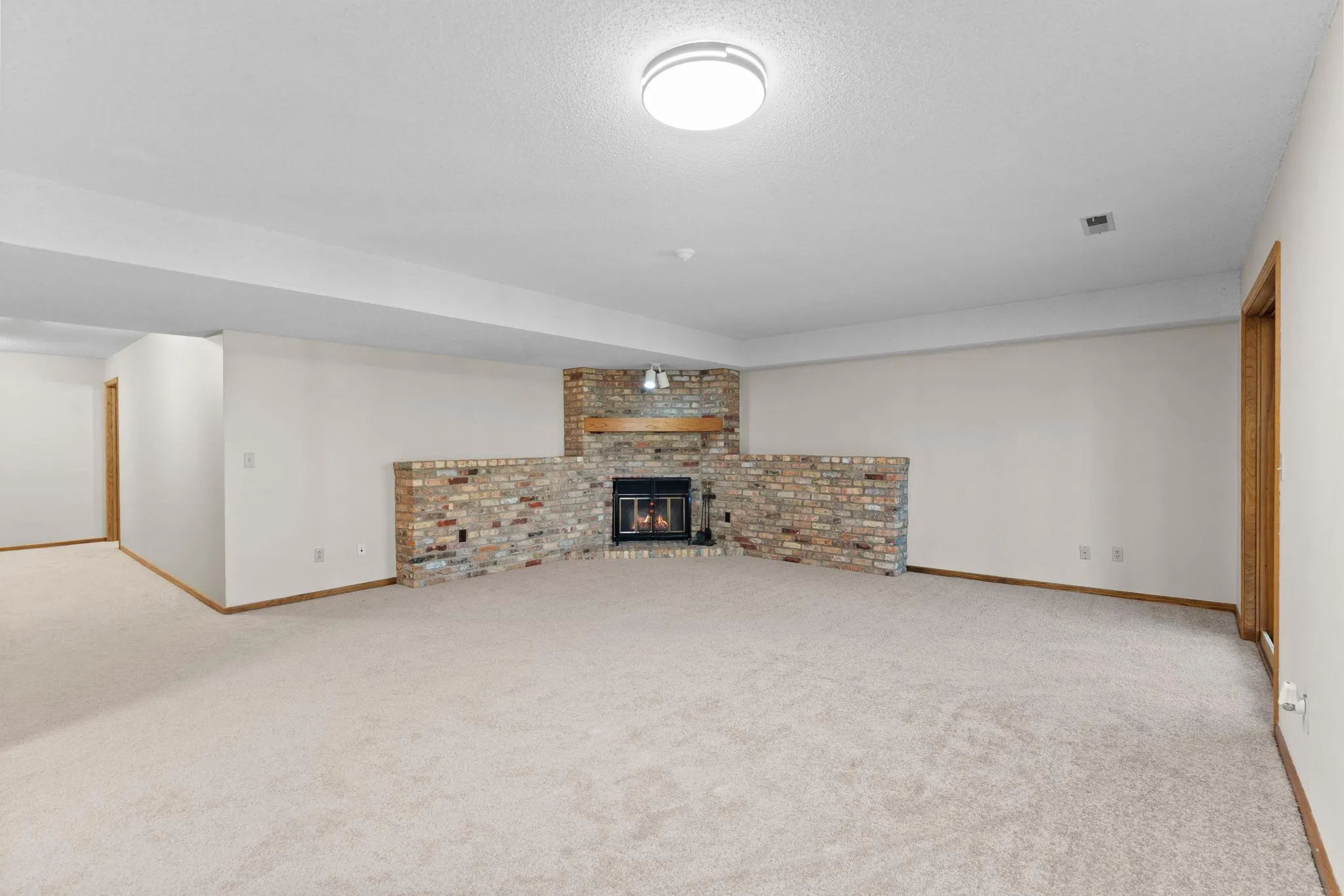 Photo 55 of 4640 Parkcliff Drive