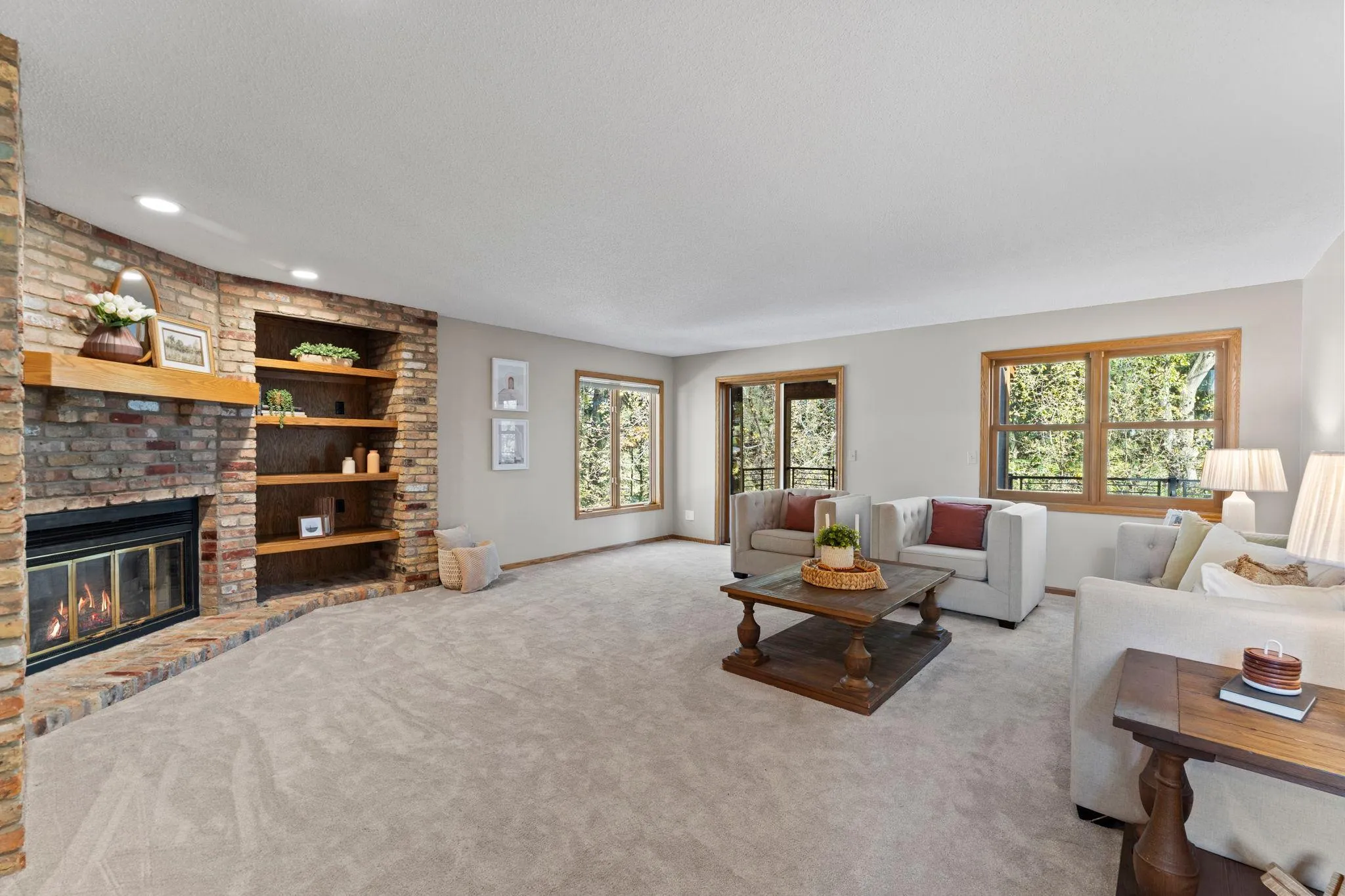 Photo 20 of 4640 Parkcliff Drive