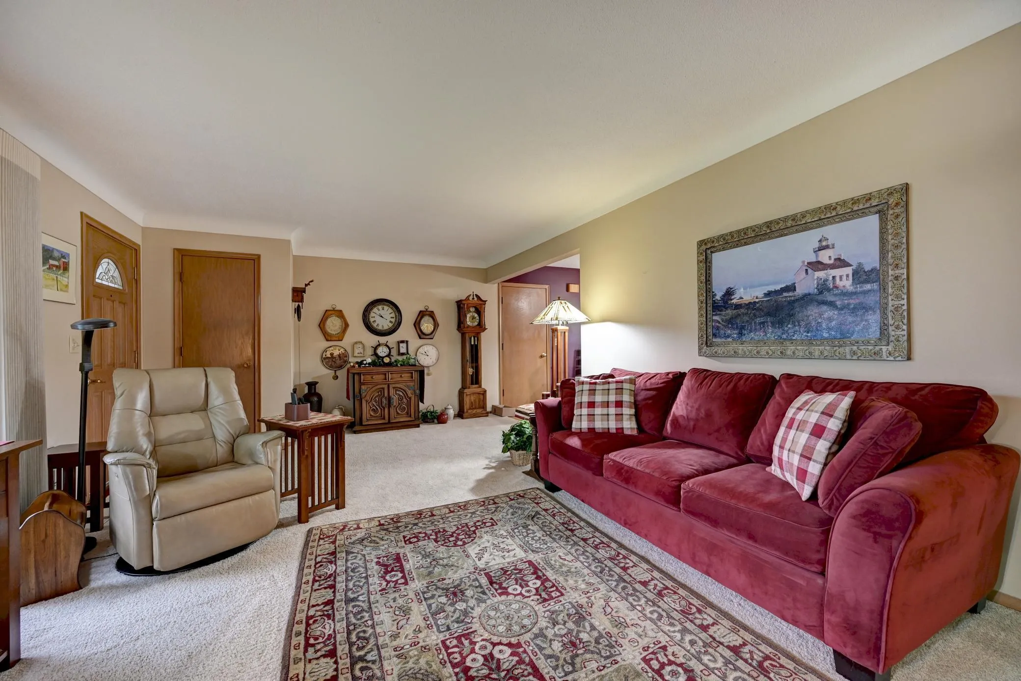 Photo 4 of 31 65 1/2 Ne Way