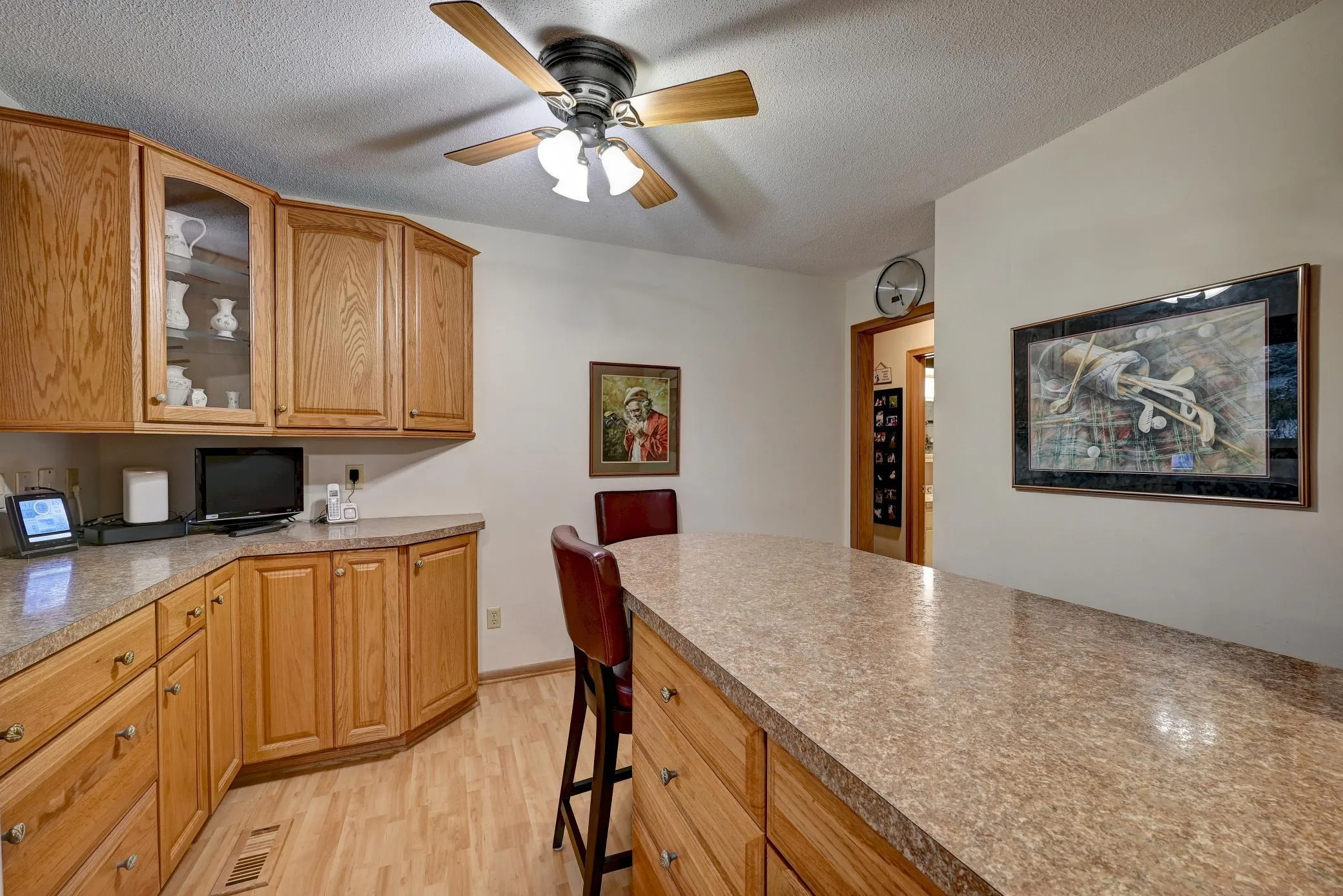 Photo 12 of 31 65 1/2 Ne Way