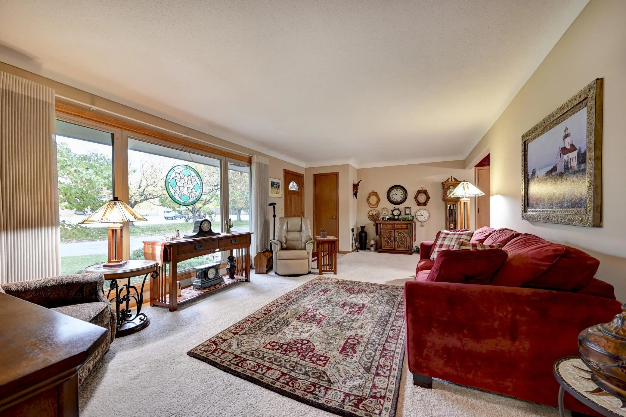 Photo 3 of 31 65 1/2 Ne Way