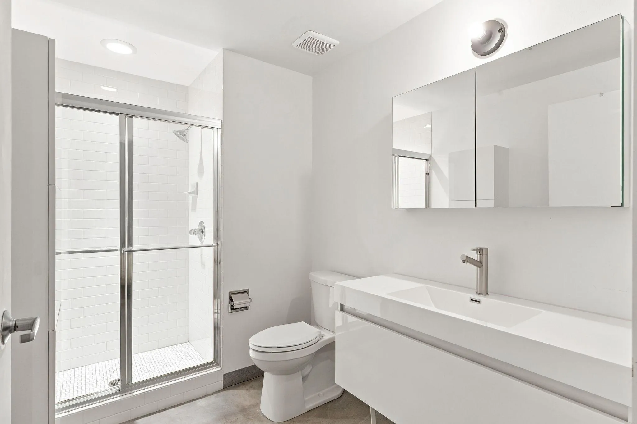 Photo 20 of 700 Washington N Avenue Unit 420
