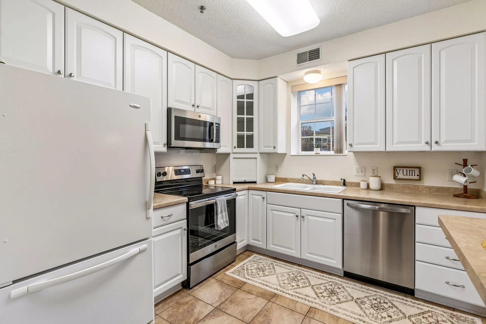 Photo 18 of 15001 Burnhaven Drive Unit 120