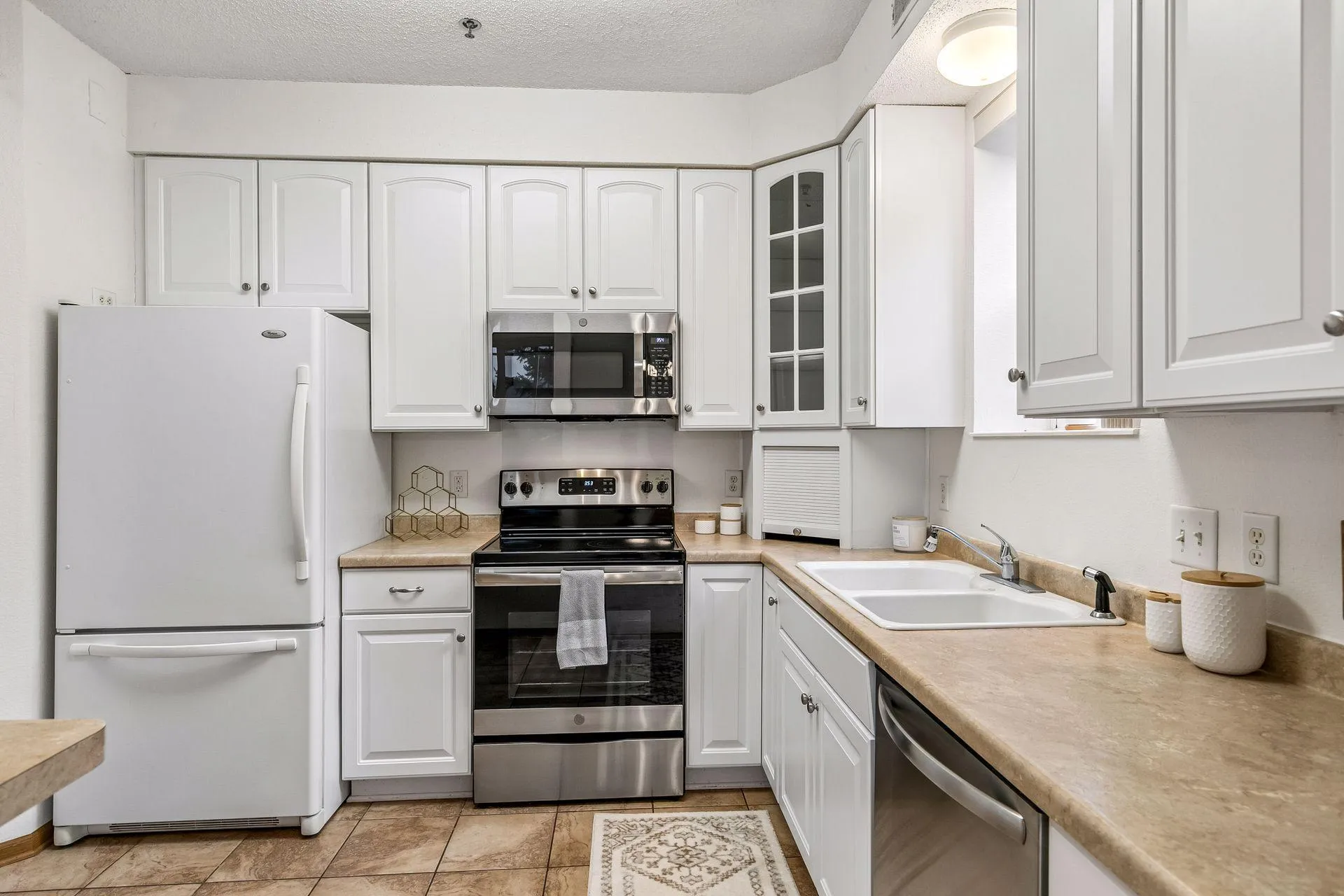 Photo 16 of 15001 Burnhaven Drive Unit 120