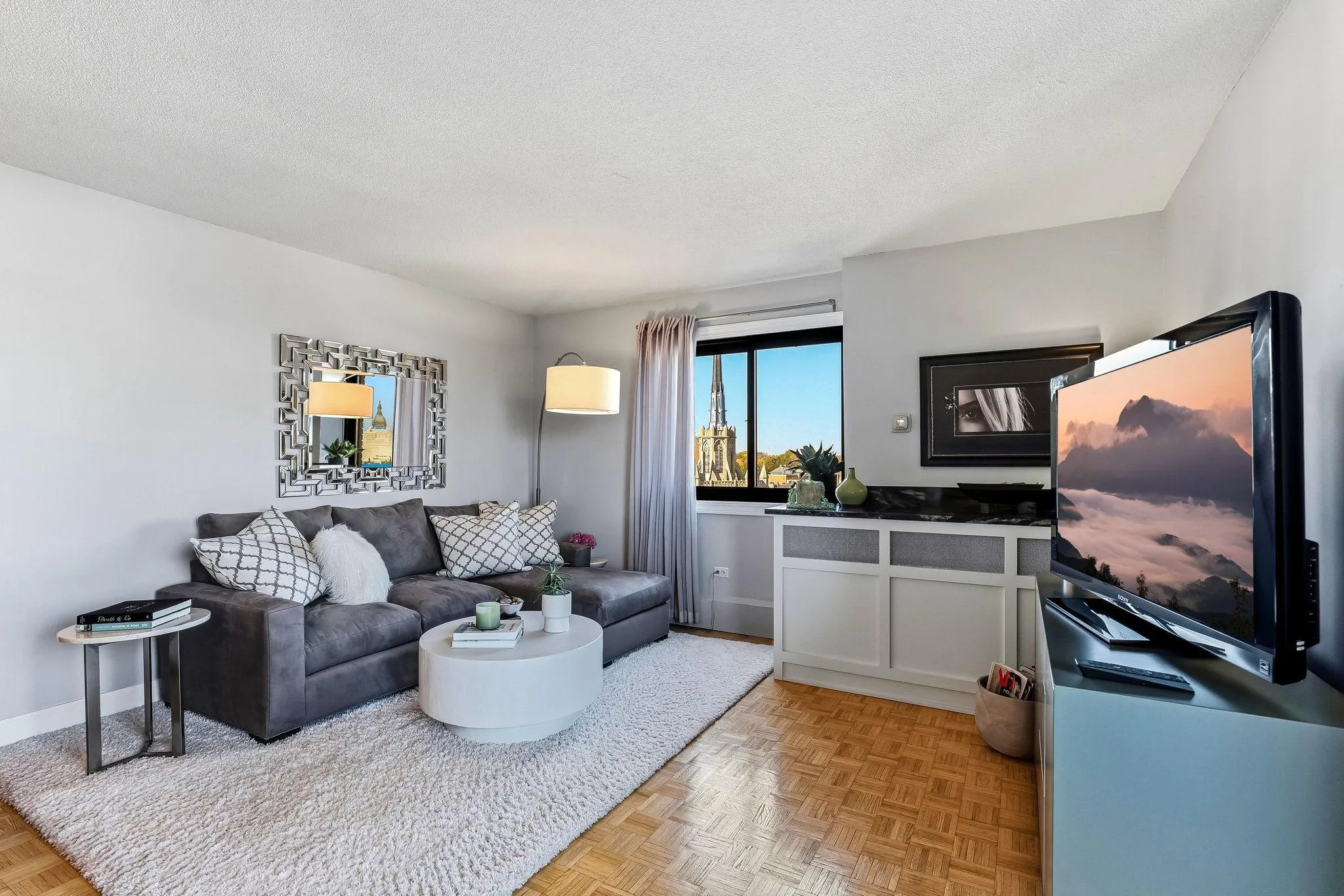 Photo 12 of 410 Groveland Avenue Unit 902