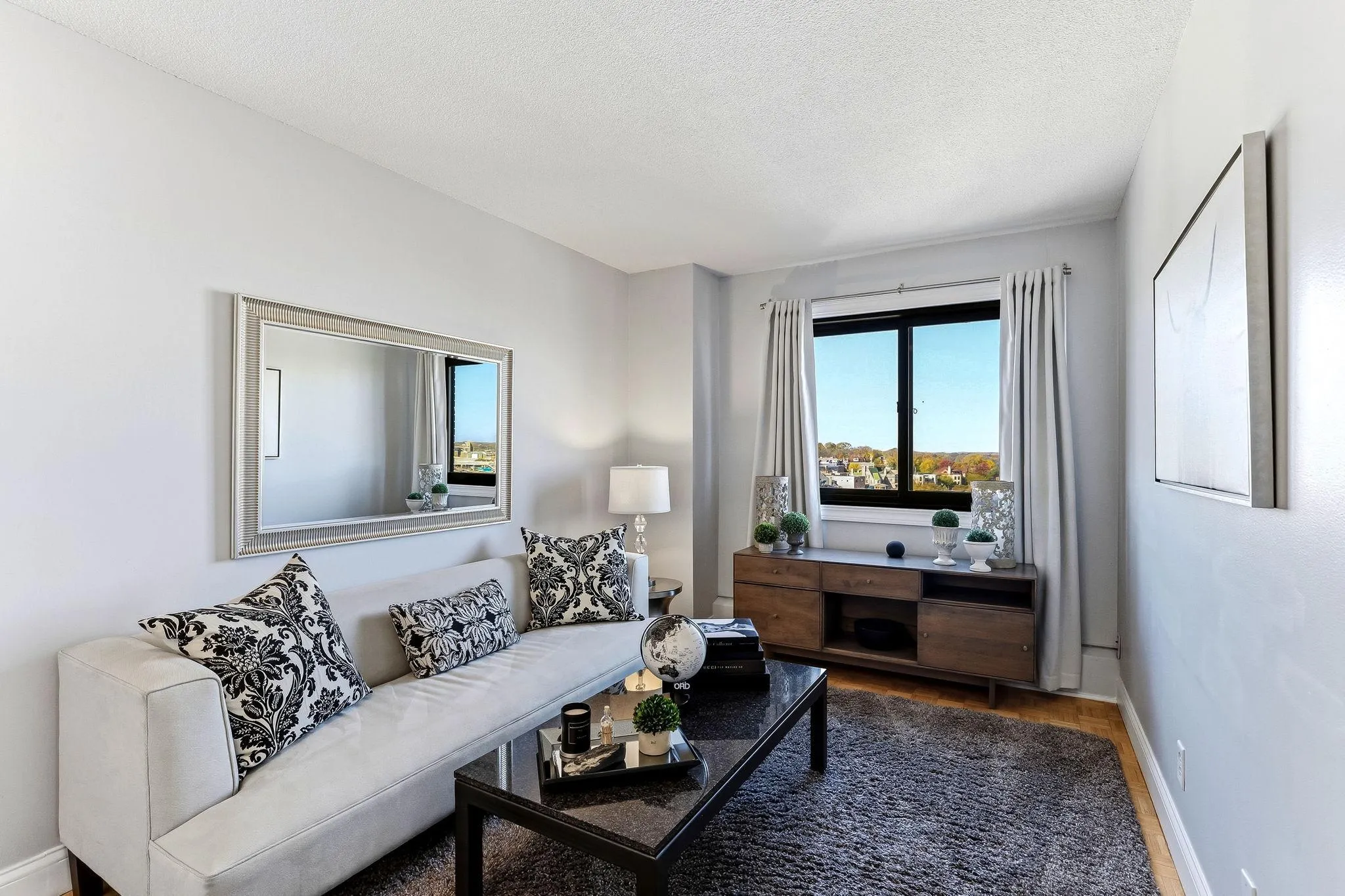 Photo 18 of 410 Groveland Avenue Unit 902