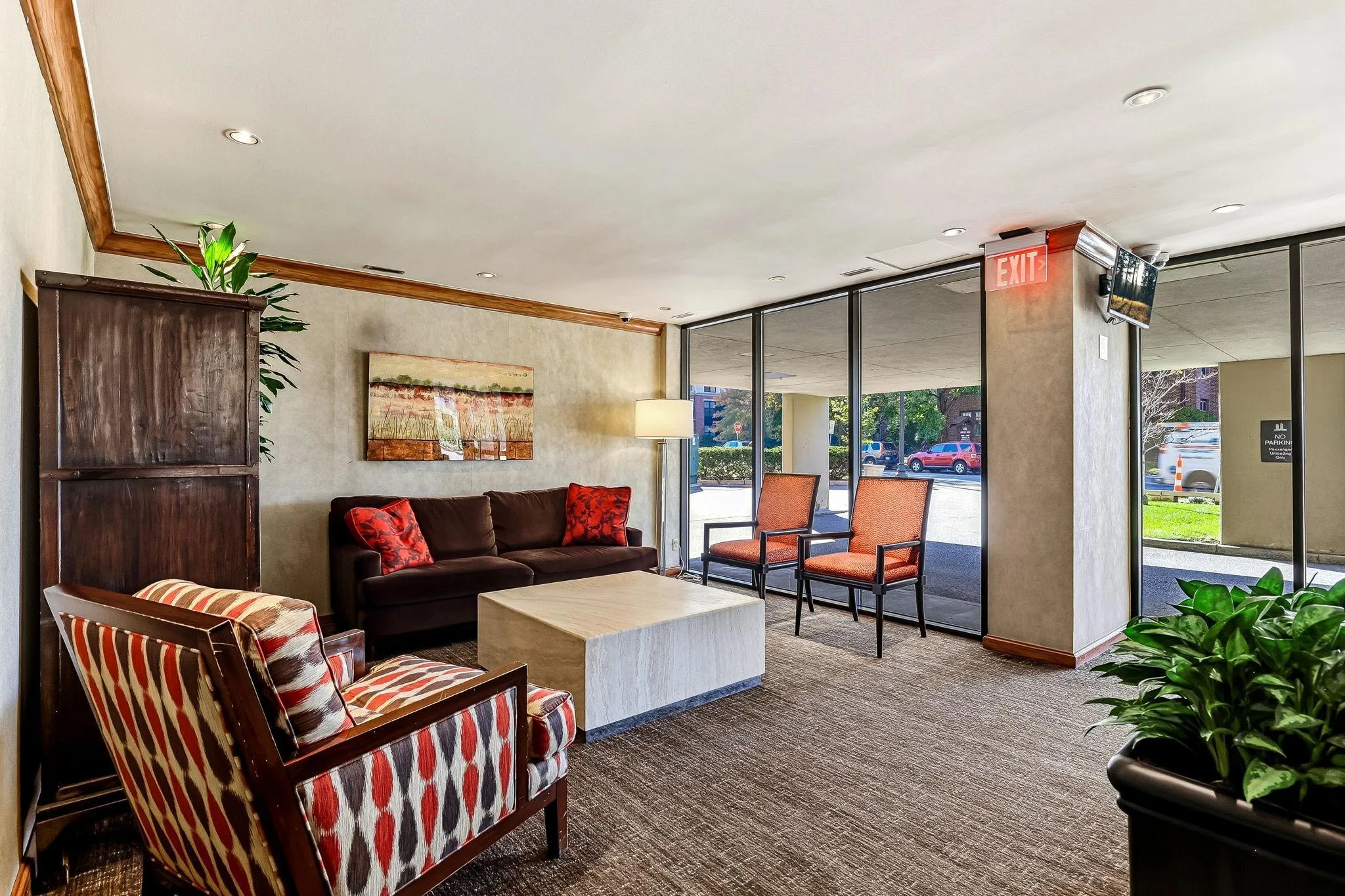 Photo 34 of 410 Groveland Avenue Unit 902