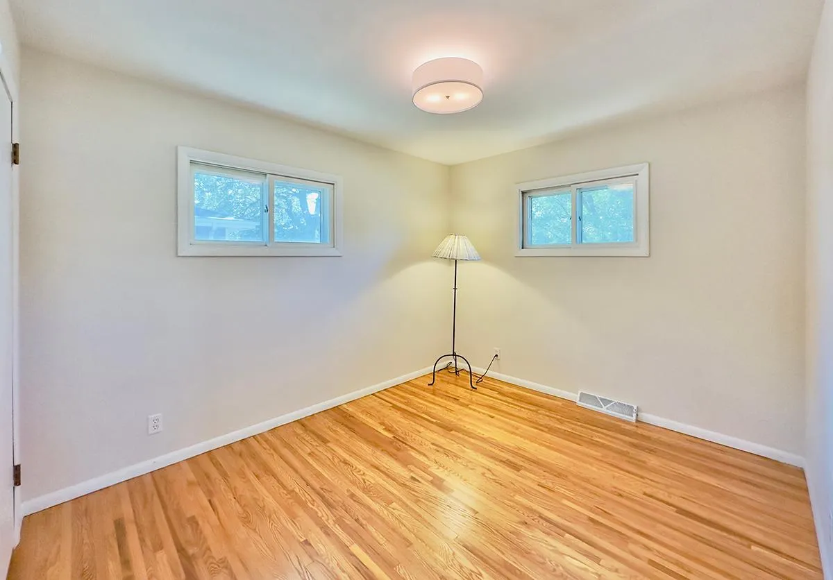 Photo 15 of 5611 6th Ne Street