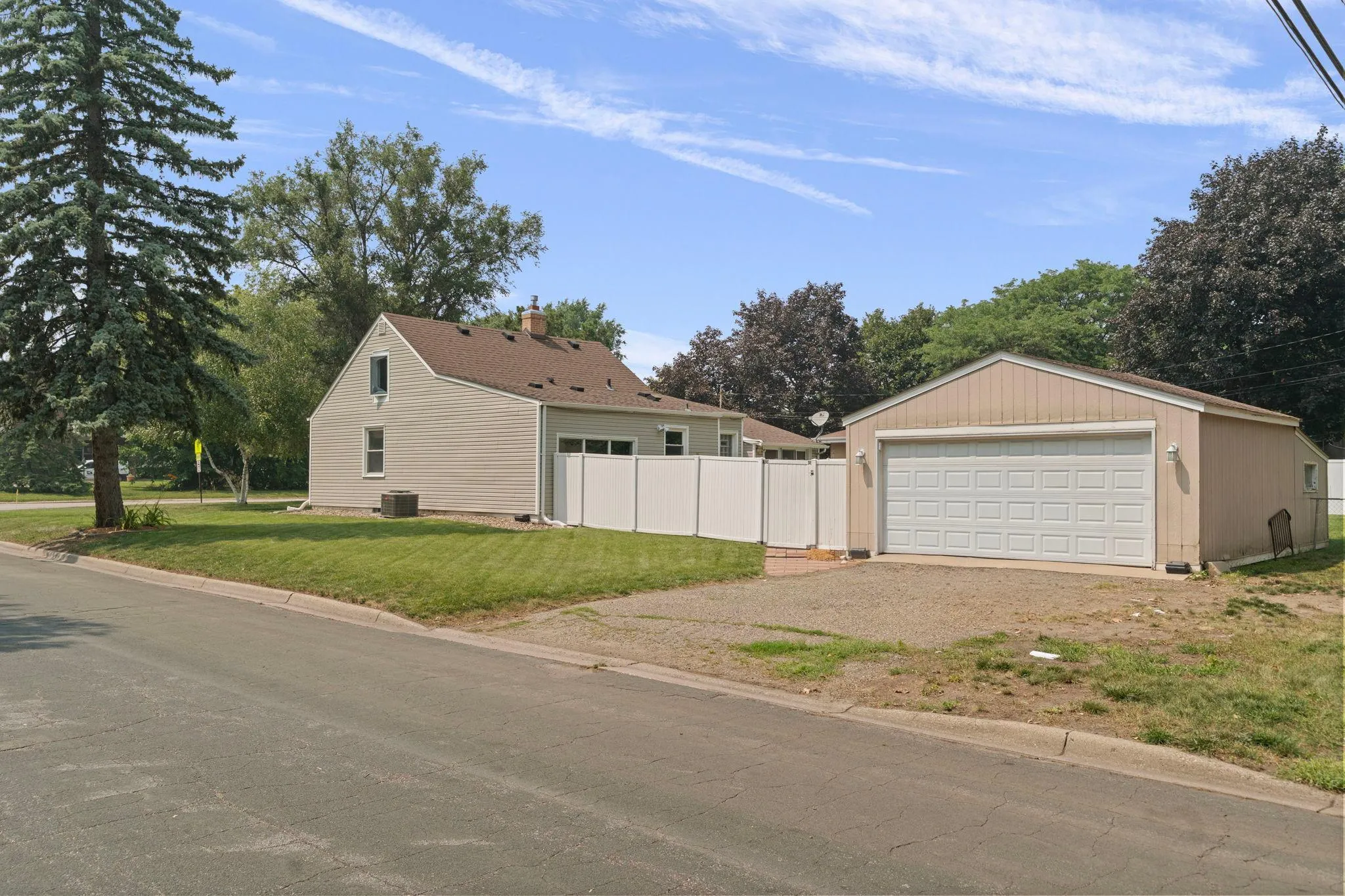 Photo 17 of 8841 Nicollet S Avenue